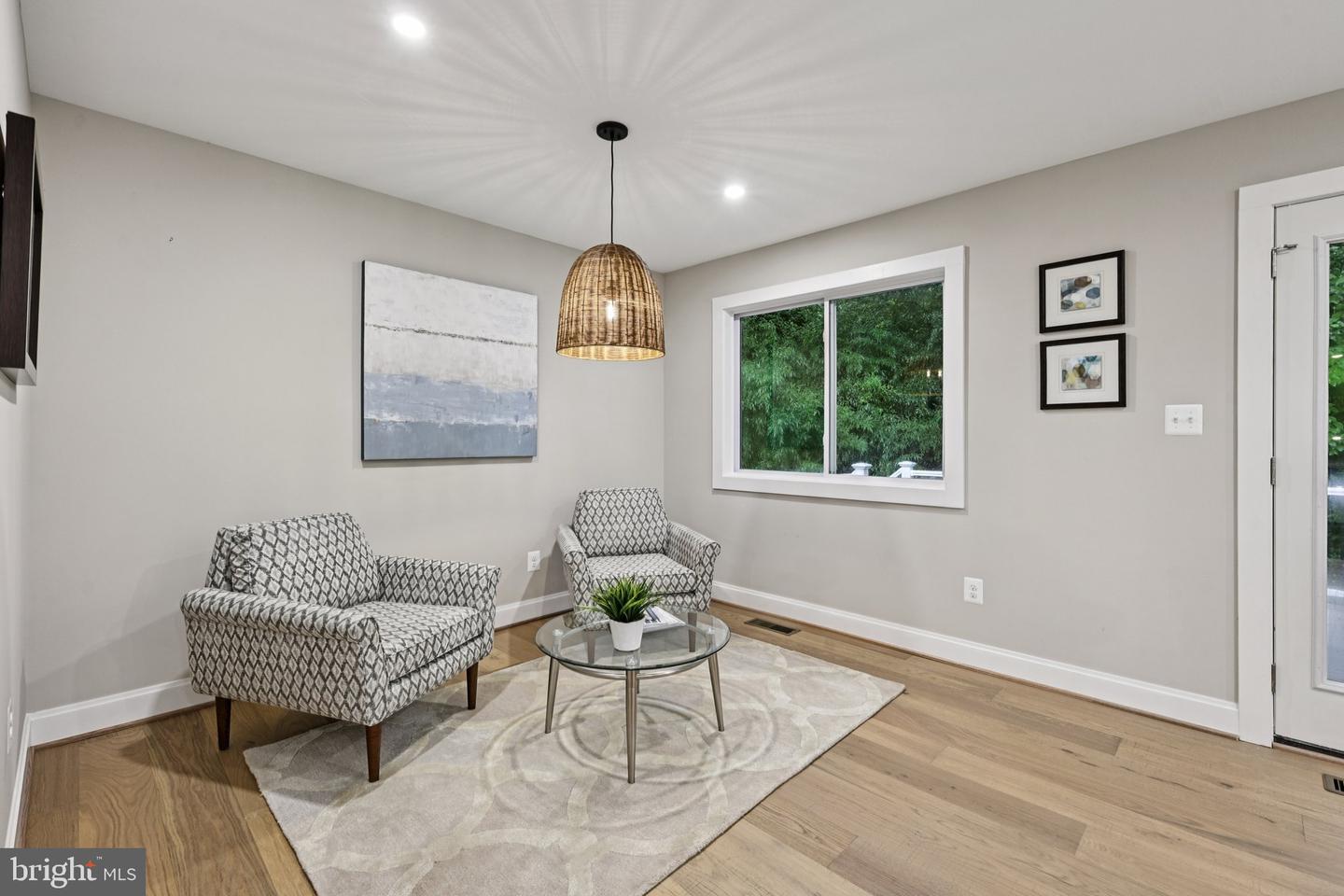 6400 RECREATION LN, FALLS CHURCH, Virginia 22041, 4 Bedrooms Bedrooms, ,4 BathroomsBathrooms,Residential,For sale,6400 RECREATION LN,VAFX2258150 MLS # VAFX2258150