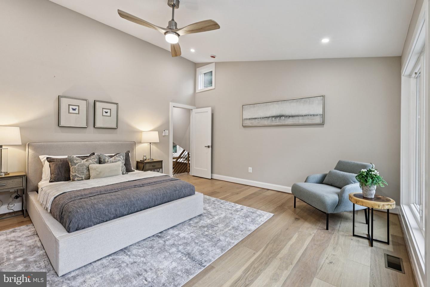 6400 RECREATION LN, FALLS CHURCH, Virginia 22041, 4 Bedrooms Bedrooms, ,4 BathroomsBathrooms,Residential,For sale,6400 RECREATION LN,VAFX2258150 MLS # VAFX2258150
