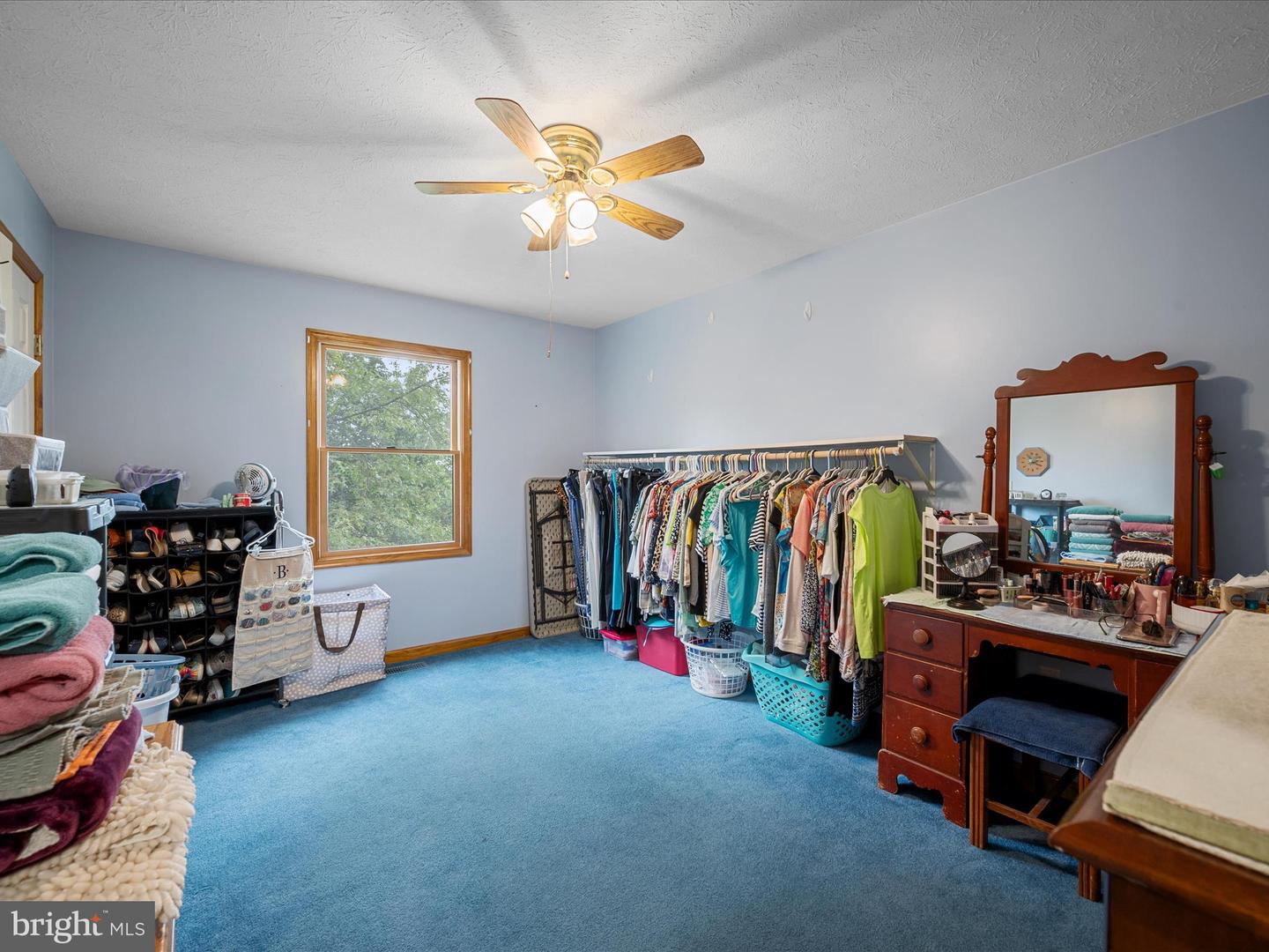 237 WHITE LN, FRONT ROYAL, Virginia 22630, 3 Bedrooms Bedrooms, ,3 BathroomsBathrooms,Residential,For sale,237 WHITE LN,VAWR2011844 MLS # VAWR2011844