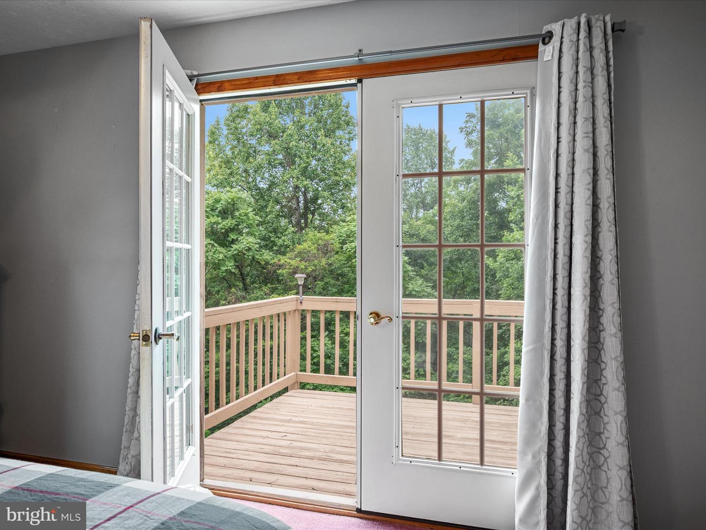 237 WHITE LN, FRONT ROYAL, Virginia 22630, 3 Bedrooms Bedrooms, ,3 BathroomsBathrooms,Residential,For sale,237 WHITE LN,VAWR2011844 MLS # VAWR2011844