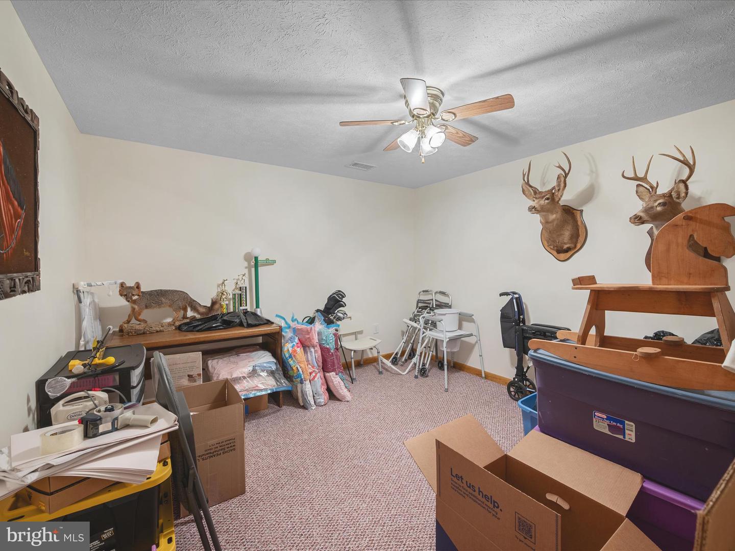 237 WHITE LN, FRONT ROYAL, Virginia 22630, 3 Bedrooms Bedrooms, ,3 BathroomsBathrooms,Residential,For sale,237 WHITE LN,VAWR2011844 MLS # VAWR2011844