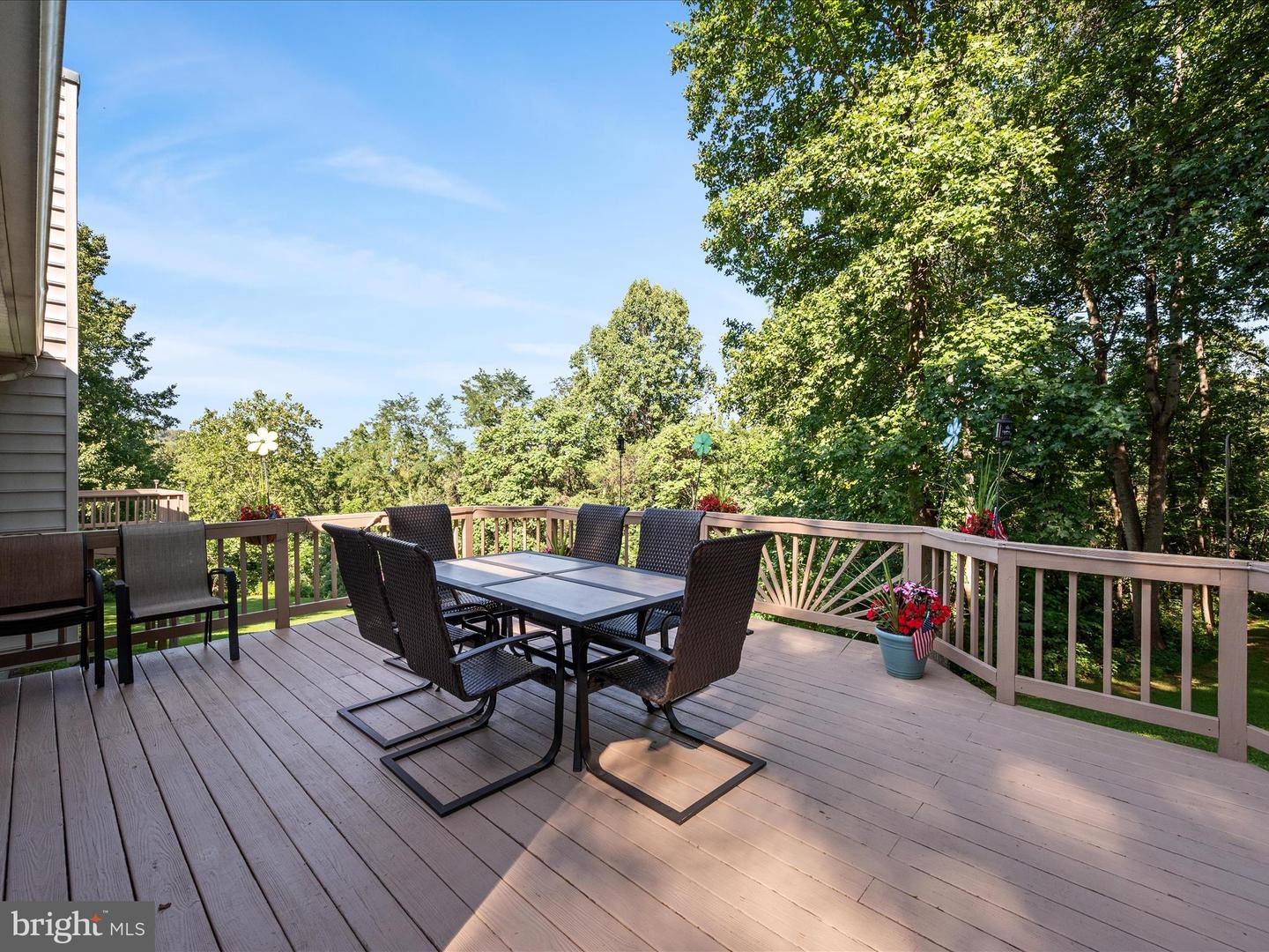 237 WHITE LN, FRONT ROYAL, Virginia 22630, 3 Bedrooms Bedrooms, ,3 BathroomsBathrooms,Residential,For sale,237 WHITE LN,VAWR2011844 MLS # VAWR2011844
