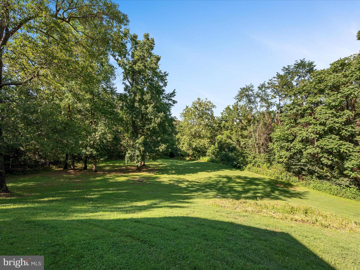 237 WHITE LN, FRONT ROYAL, Virginia 22630, 3 Bedrooms Bedrooms, ,3 BathroomsBathrooms,Residential,For sale,237 WHITE LN,VAWR2011844 MLS # VAWR2011844