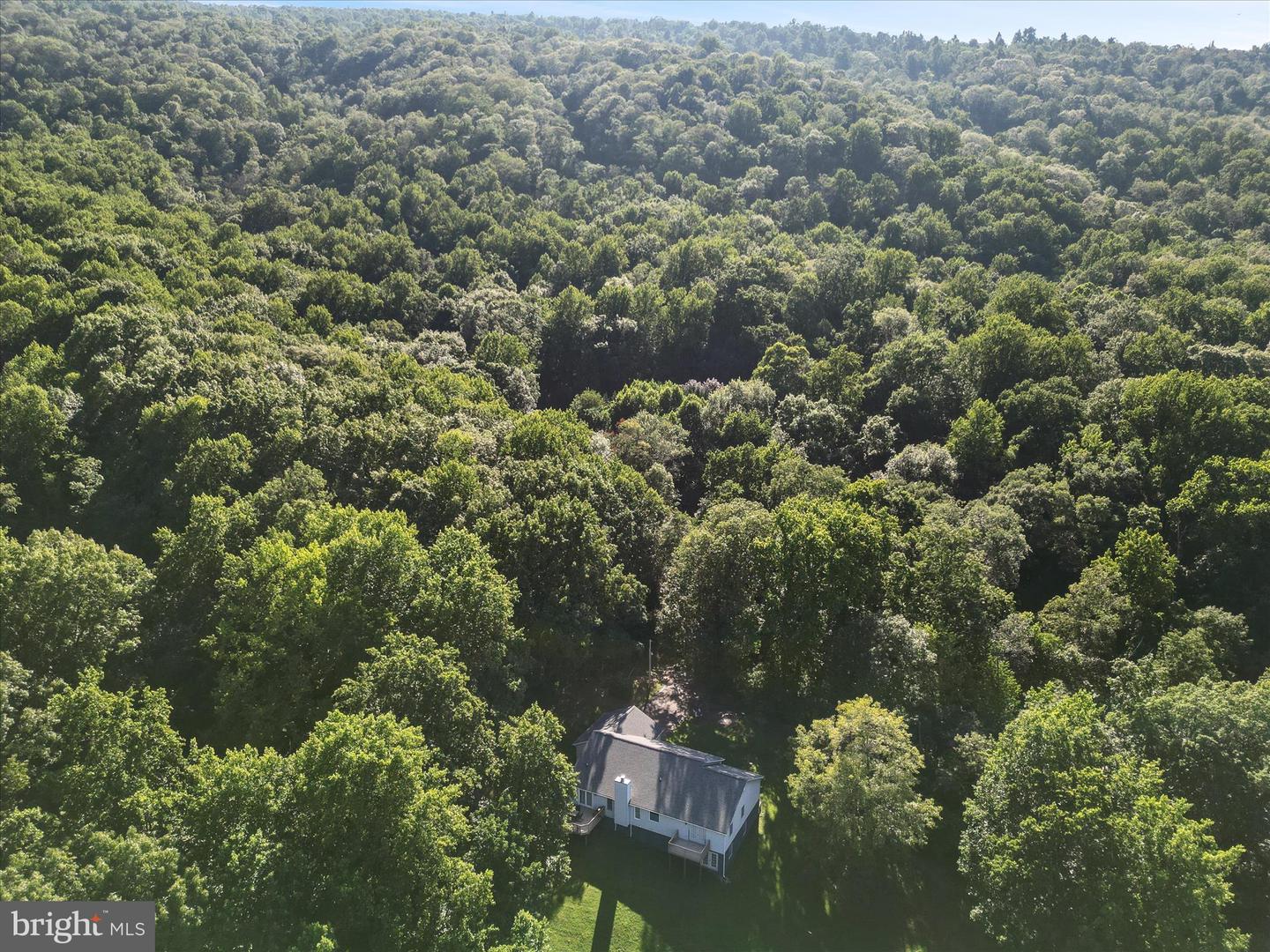 237 WHITE LN, FRONT ROYAL, Virginia 22630, 3 Bedrooms Bedrooms, ,3 BathroomsBathrooms,Residential,For sale,237 WHITE LN,VAWR2011844 MLS # VAWR2011844