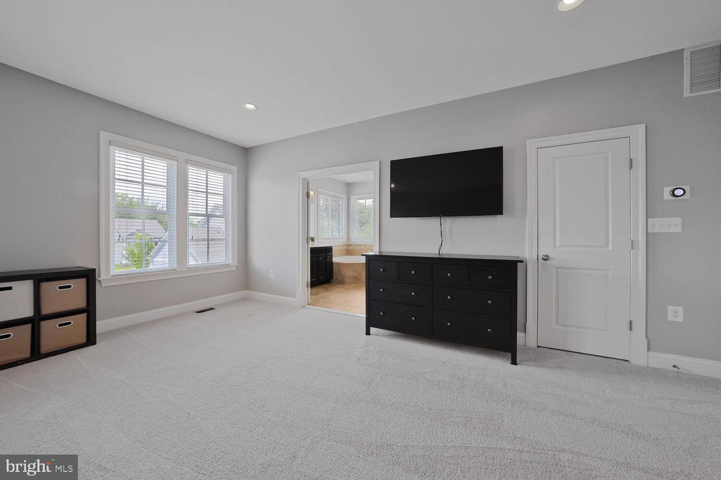 23825 WEATHERVANE PL, ASHBURN, Virginia 20148, 5 Bedrooms Bedrooms, ,4 BathroomsBathrooms,Residential,For sale,23825 WEATHERVANE PL,VALO2103392 MLS # VALO2103392