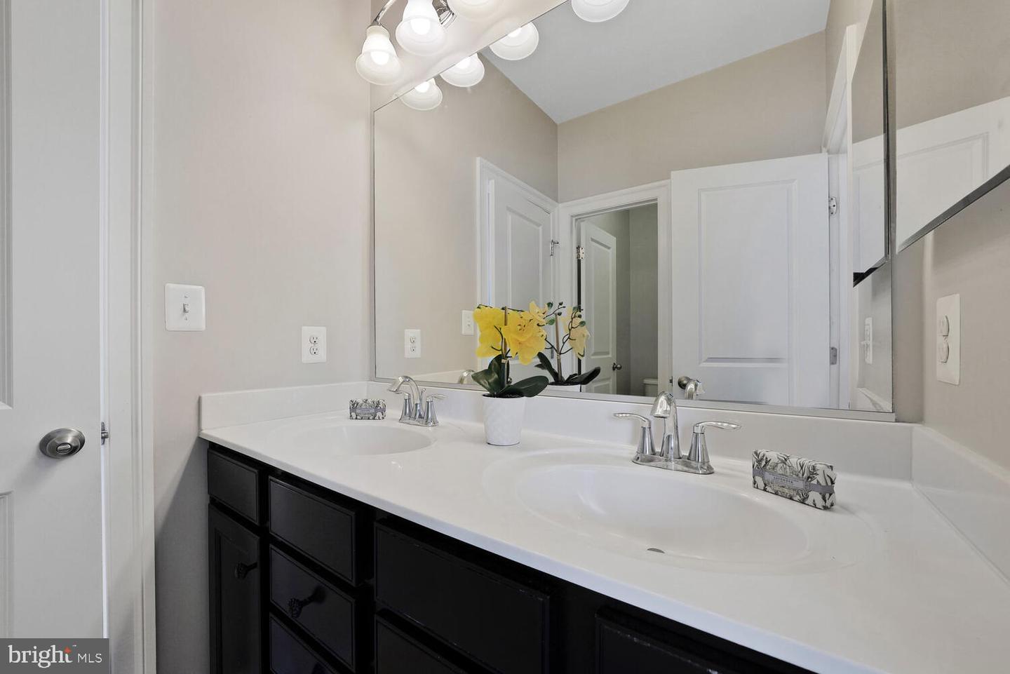 23825 WEATHERVANE PL, ASHBURN, Virginia 20148, 5 Bedrooms Bedrooms, ,4 BathroomsBathrooms,Residential,For sale,23825 WEATHERVANE PL,VALO2103392 MLS # VALO2103392