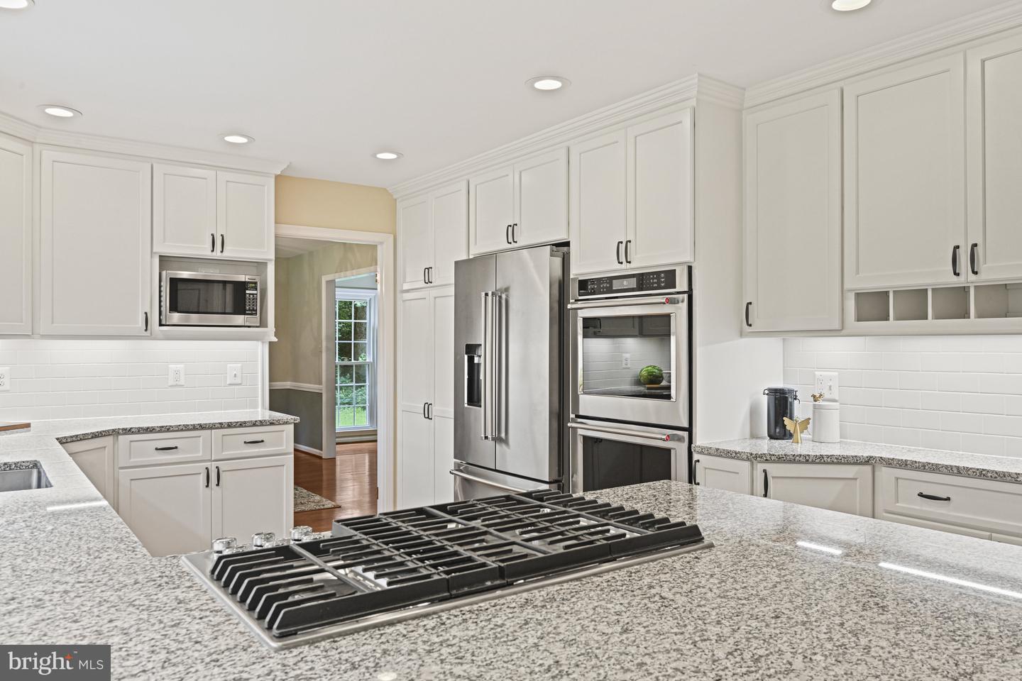 2330 AUGUSTUS CT, VIENNA, Virginia 22180, 5 Bedrooms Bedrooms, ,3 BathroomsBathrooms,Residential,For sale,2330 AUGUSTUS CT,VAFX2258260 MLS # VAFX2258260