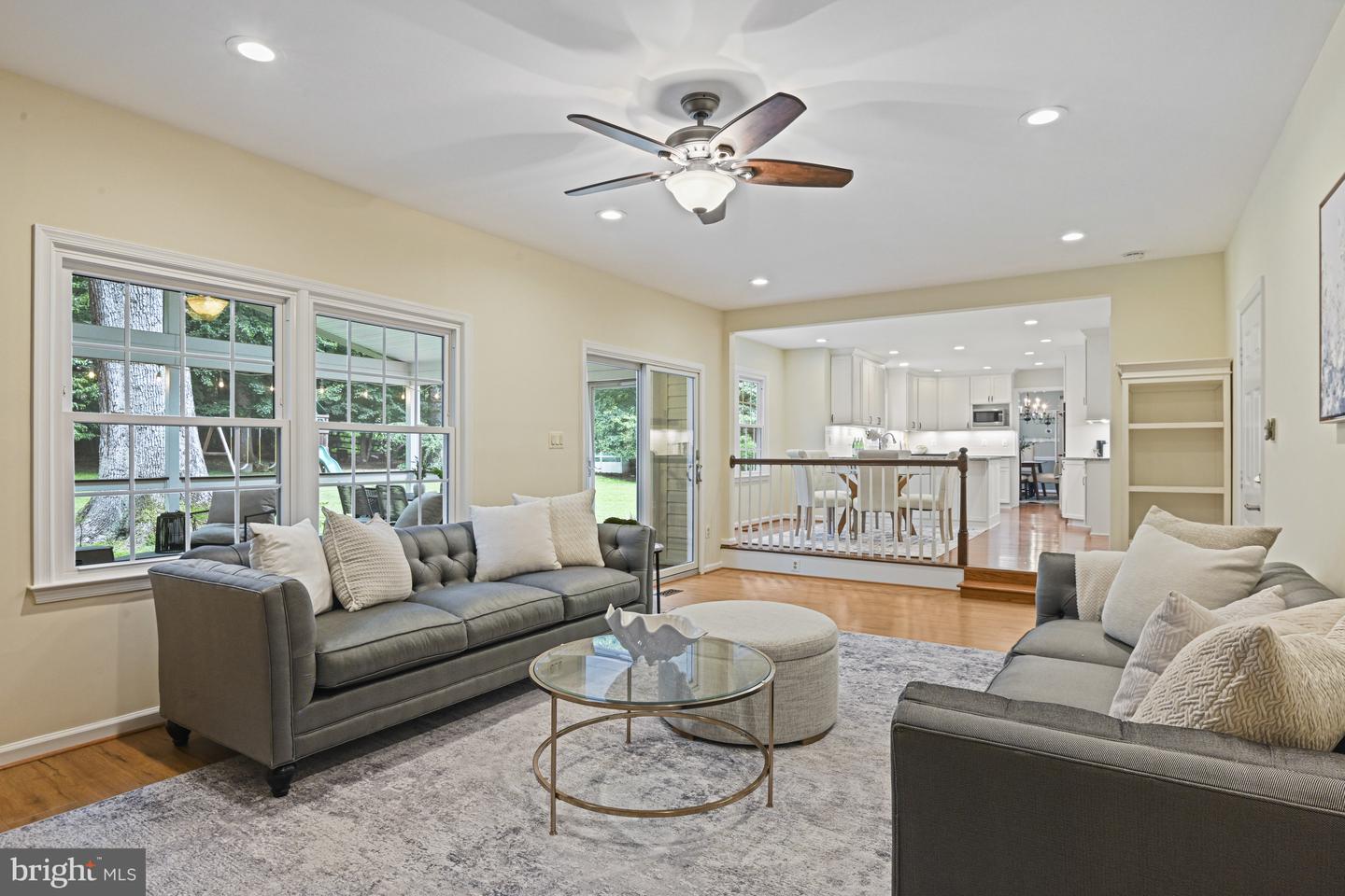 2330 AUGUSTUS CT, VIENNA, Virginia 22180, 5 Bedrooms Bedrooms, ,3 BathroomsBathrooms,Residential,For sale,2330 AUGUSTUS CT,VAFX2258260 MLS # VAFX2258260