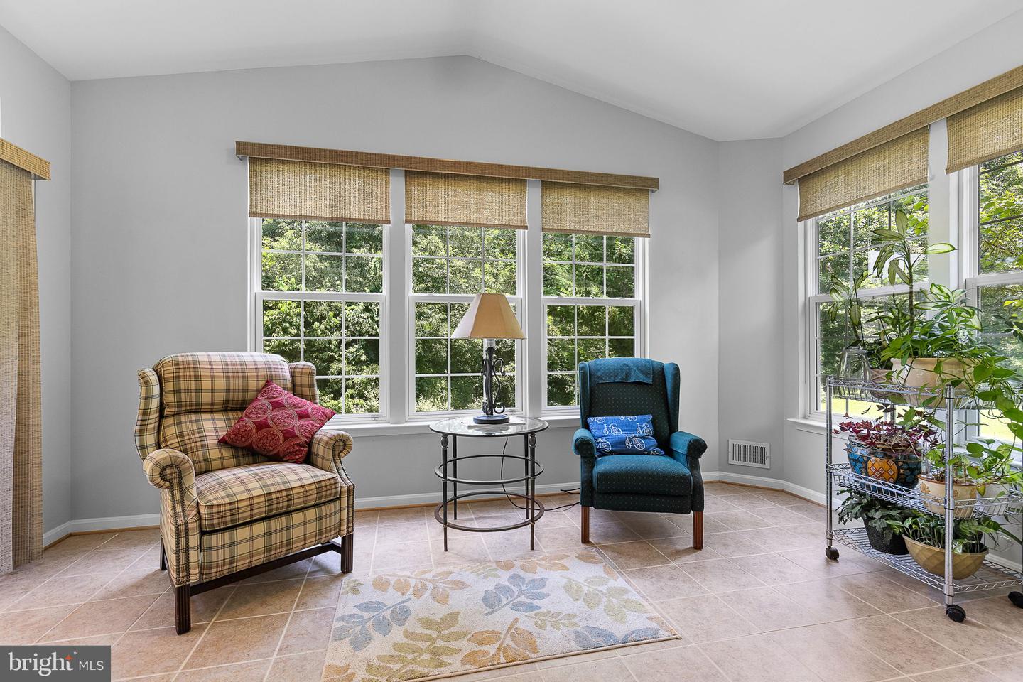 16203 RISING FAWN TER, DUMFRIES, Virginia 22025, 3 Bedrooms Bedrooms, ,2 BathroomsBathrooms,Residential,For sale,16203 RISING FAWN TER,VAPW2100322 MLS # VAPW2100322
