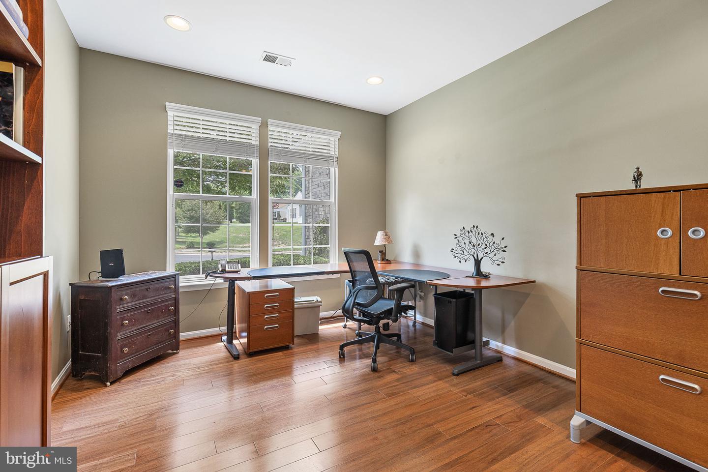 16203 RISING FAWN TER, DUMFRIES, Virginia 22025, 3 Bedrooms Bedrooms, ,2 BathroomsBathrooms,Residential,For sale,16203 RISING FAWN TER,VAPW2100322 MLS # VAPW2100322