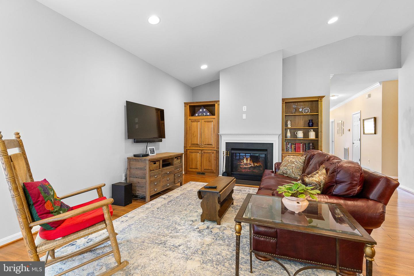 16203 RISING FAWN TER, DUMFRIES, Virginia 22025, 3 Bedrooms Bedrooms, ,2 BathroomsBathrooms,Residential,For sale,16203 RISING FAWN TER,VAPW2100322 MLS # VAPW2100322