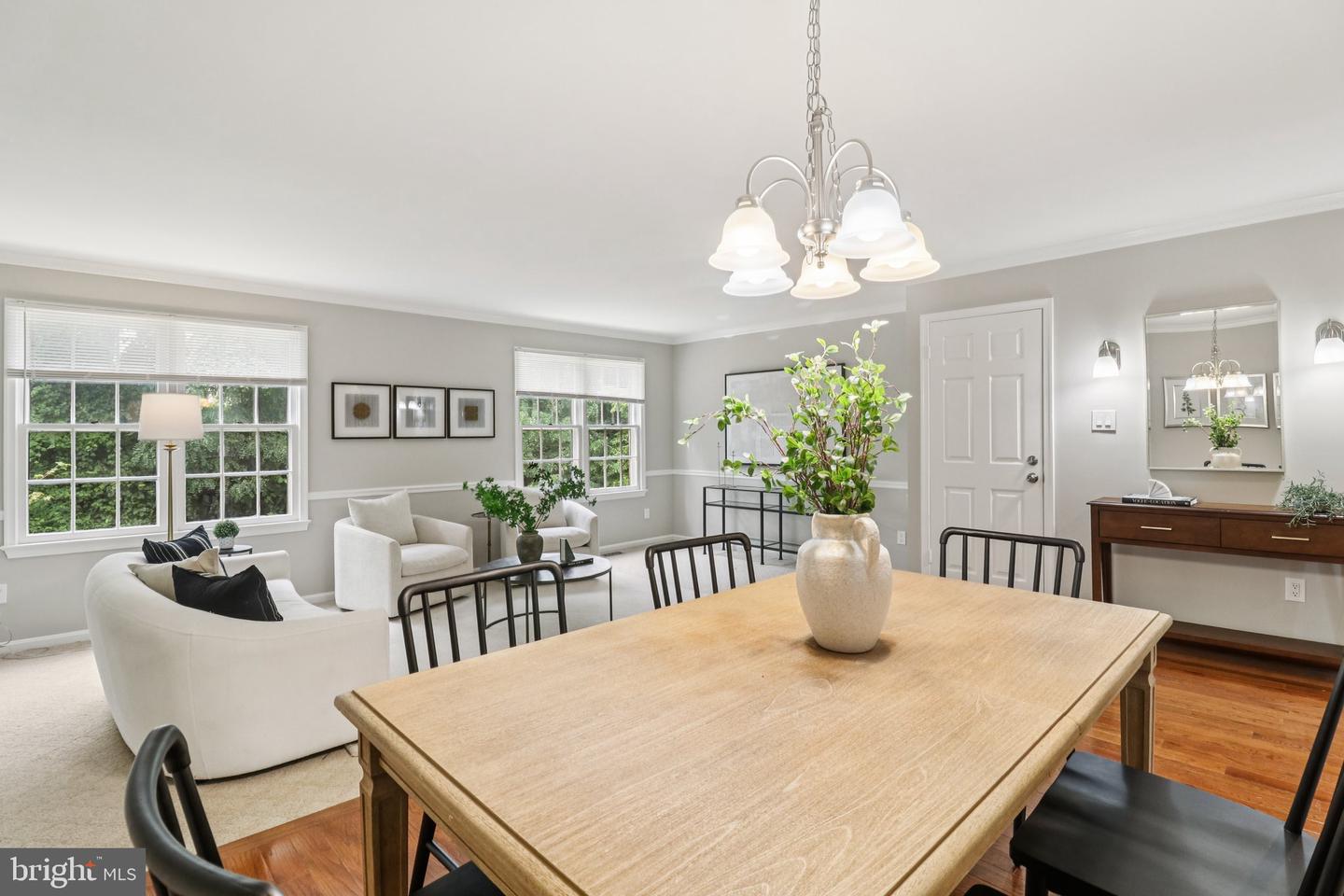 3116 WINDWOOD FARMS DR, OAKTON, Virginia 22124, 3 Bedrooms Bedrooms, ,3 BathroomsBathrooms,Residential,For sale,3116 WINDWOOD FARMS DR,VAFX2258398 MLS # VAFX2258398