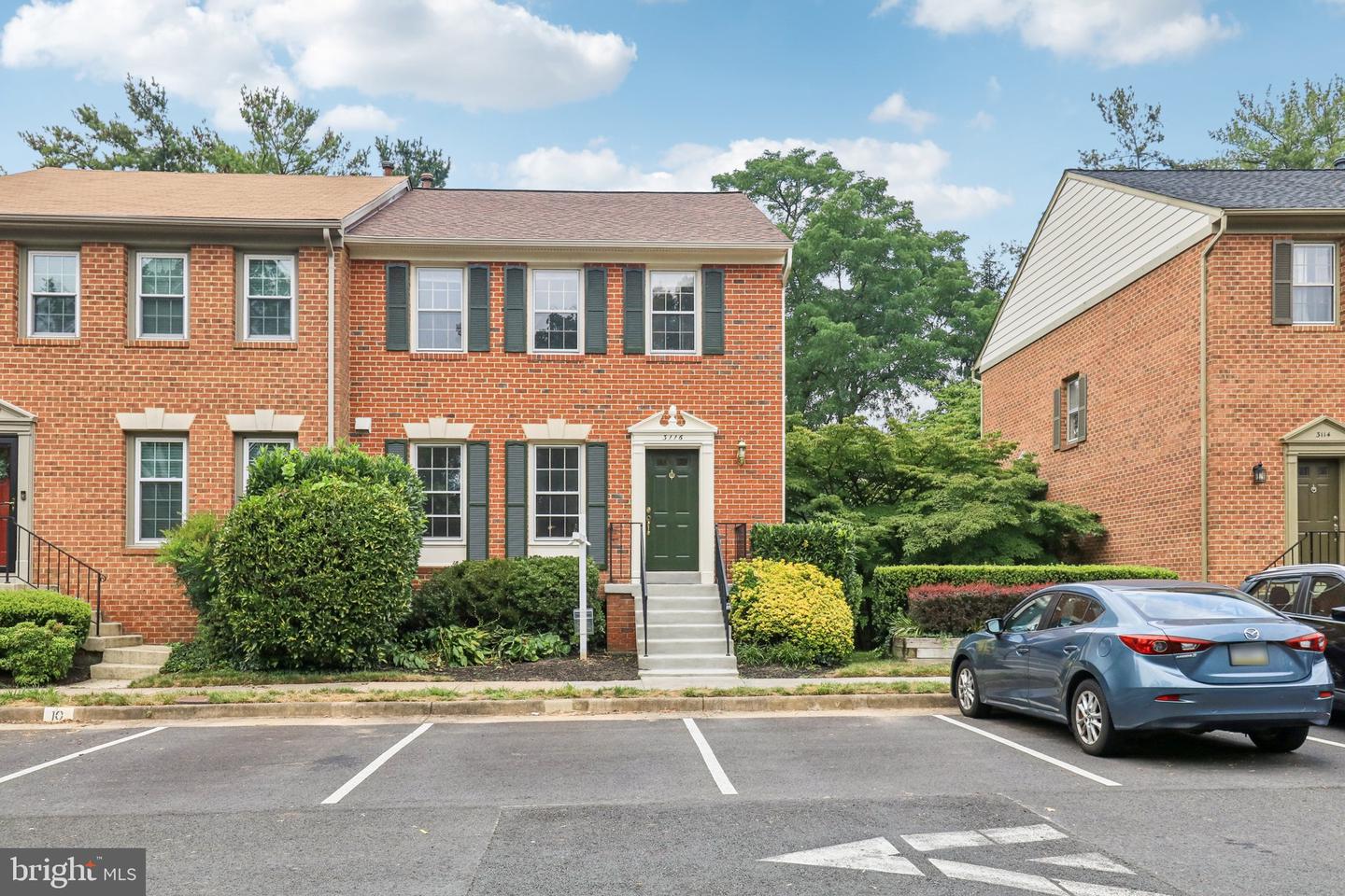 3116 WINDWOOD FARMS DR, OAKTON, Virginia 22124, 3 Bedrooms Bedrooms, ,3 BathroomsBathrooms,Residential,For sale,3116 WINDWOOD FARMS DR,VAFX2258398 MLS # VAFX2258398