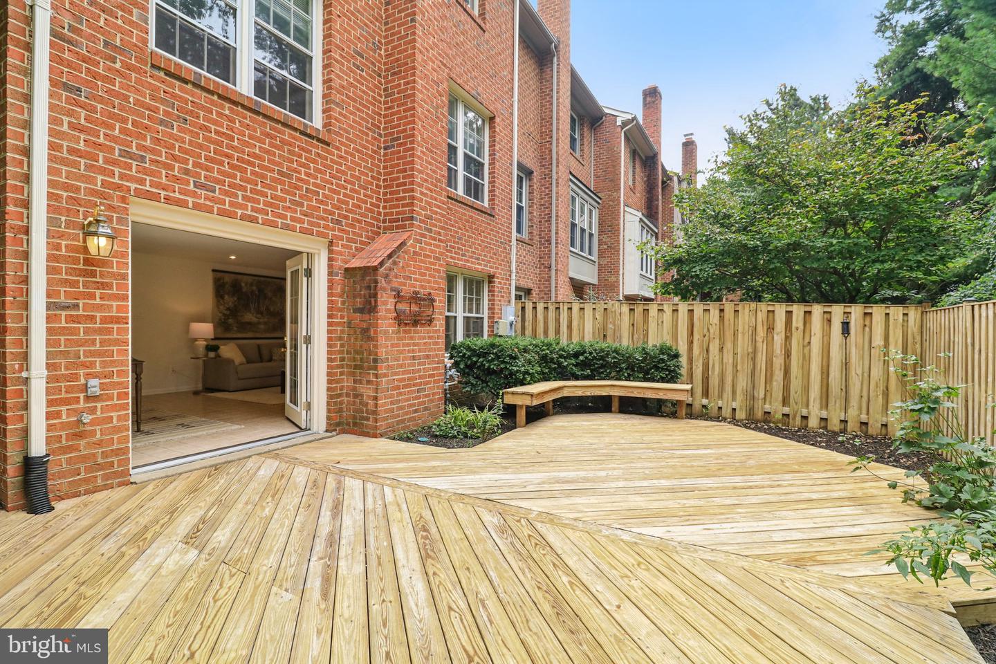 3116 WINDWOOD FARMS DR, OAKTON, Virginia 22124, 3 Bedrooms Bedrooms, ,3 BathroomsBathrooms,Residential,For sale,3116 WINDWOOD FARMS DR,VAFX2258398 MLS # VAFX2258398