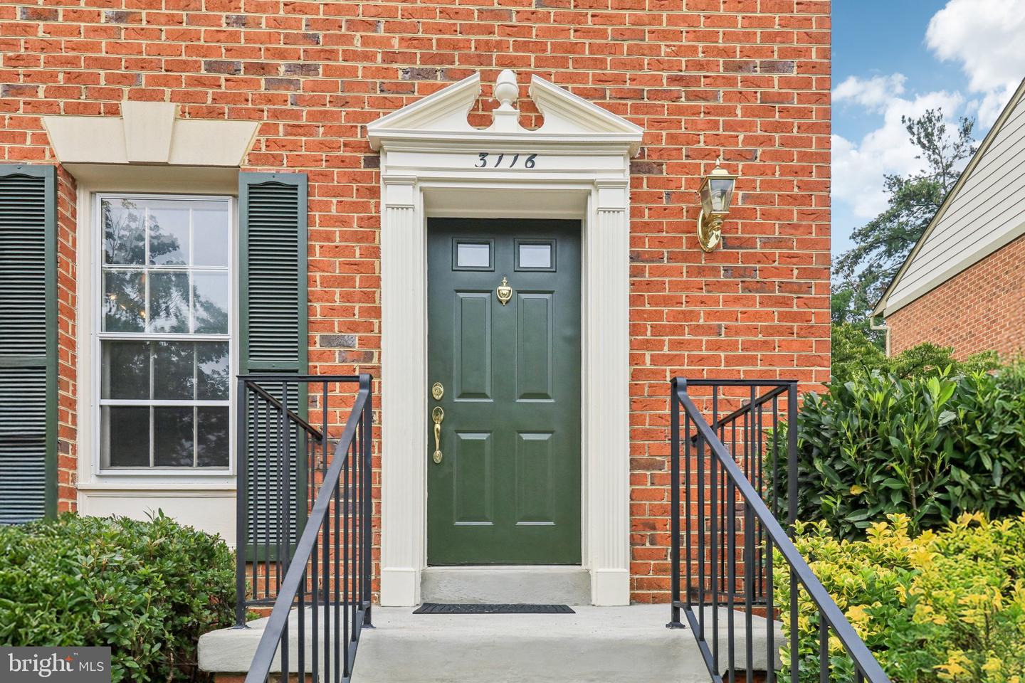 3116 WINDWOOD FARMS DR, OAKTON, Virginia 22124, 3 Bedrooms Bedrooms, ,3 BathroomsBathrooms,Residential,For sale,3116 WINDWOOD FARMS DR,VAFX2258398 MLS # VAFX2258398