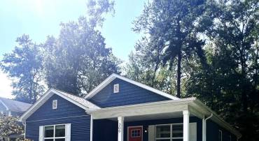 309 12TH ST, COLONIAL BEACH, Virginia 22443, 3 Bedrooms Bedrooms, 7 Rooms Rooms,2 BathroomsBathrooms,Residential,For sale,309 12TH ST,VAWE2009410 MLS # VAWE2009410