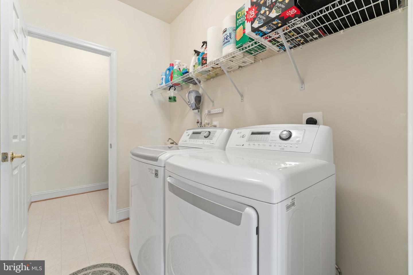 6909 SUNDAY SILENCE CT, GAINESVILLE, Virginia 20155, 3 Bedrooms Bedrooms, ,3 BathroomsBathrooms,Residential,For sale,6909 SUNDAY SILENCE CT,VAPW2100366 MLS # VAPW2100366