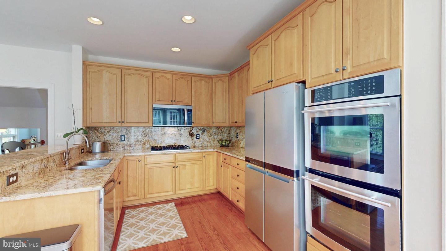 2139 N SCOTT ST, ARLINGTON, Virginia 22209, 3 Bedrooms Bedrooms, 7 Rooms Rooms,2 BathroomsBathrooms,Residential,For sale,2139 N SCOTT ST,VAAR2061612 MLS # VAAR2061612