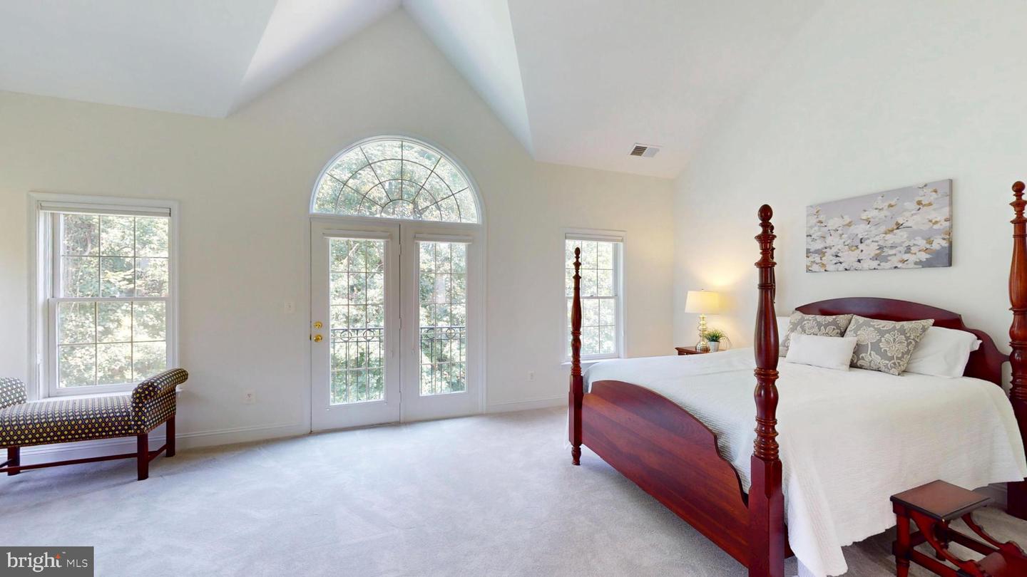 2139 N SCOTT ST, ARLINGTON, Virginia 22209, 3 Bedrooms Bedrooms, 7 Rooms Rooms,2 BathroomsBathrooms,Residential,For sale,2139 N SCOTT ST,VAAR2061612 MLS # VAAR2061612