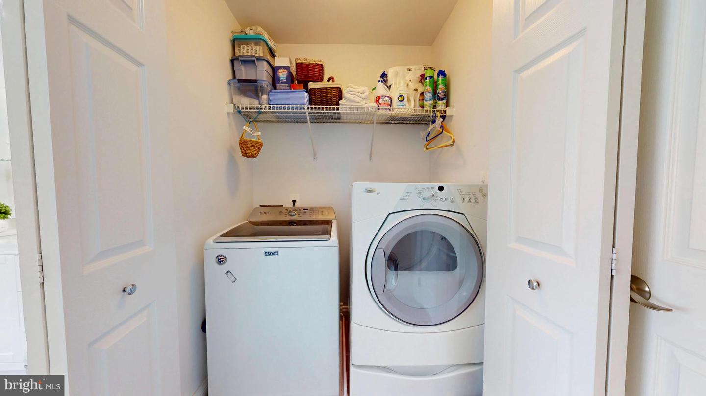 2139 N SCOTT ST, ARLINGTON, Virginia 22209, 3 Bedrooms Bedrooms, 7 Rooms Rooms,2 BathroomsBathrooms,Residential,For sale,2139 N SCOTT ST,VAAR2061612 MLS # VAAR2061612