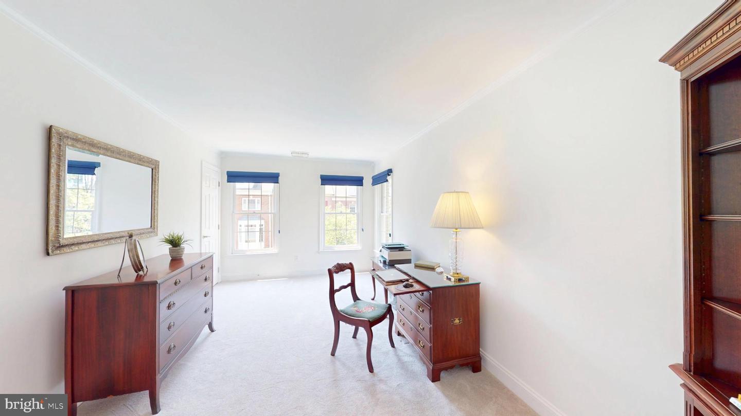 2139 N SCOTT ST, ARLINGTON, Virginia 22209, 3 Bedrooms Bedrooms, 7 Rooms Rooms,2 BathroomsBathrooms,Residential,For sale,2139 N SCOTT ST,VAAR2061612 MLS # VAAR2061612