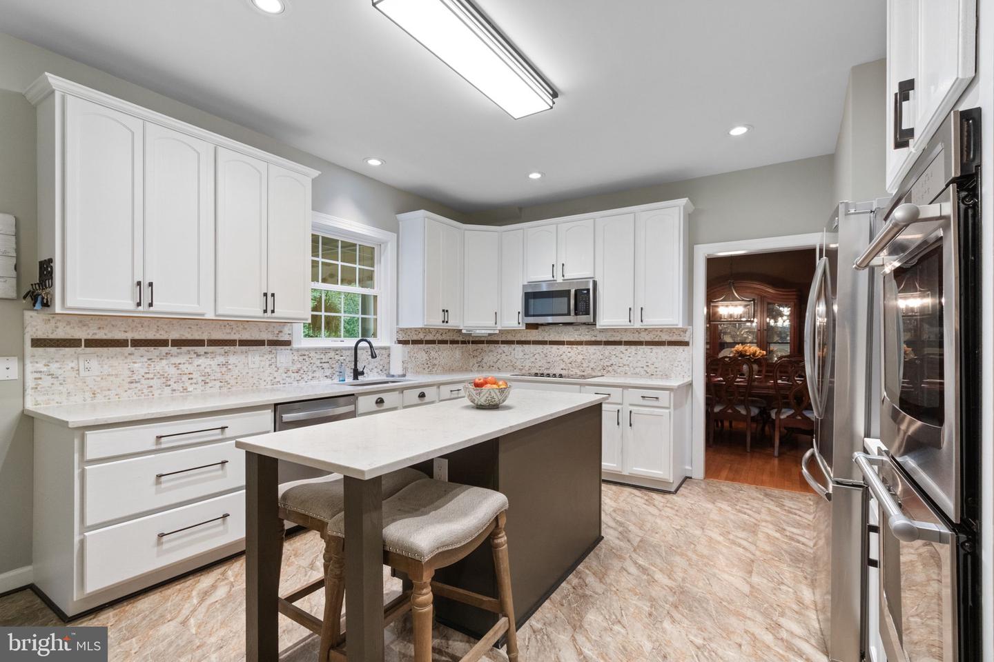 115 TOWN AND COUNTRY DR, FREDERICKSBURG, Virginia 22405, 5 Bedrooms Bedrooms, 8 Rooms Rooms,3 BathroomsBathrooms,Residential,For sale,115 TOWN AND COUNTRY DR,VAST2041378 MLS # VAST2041378