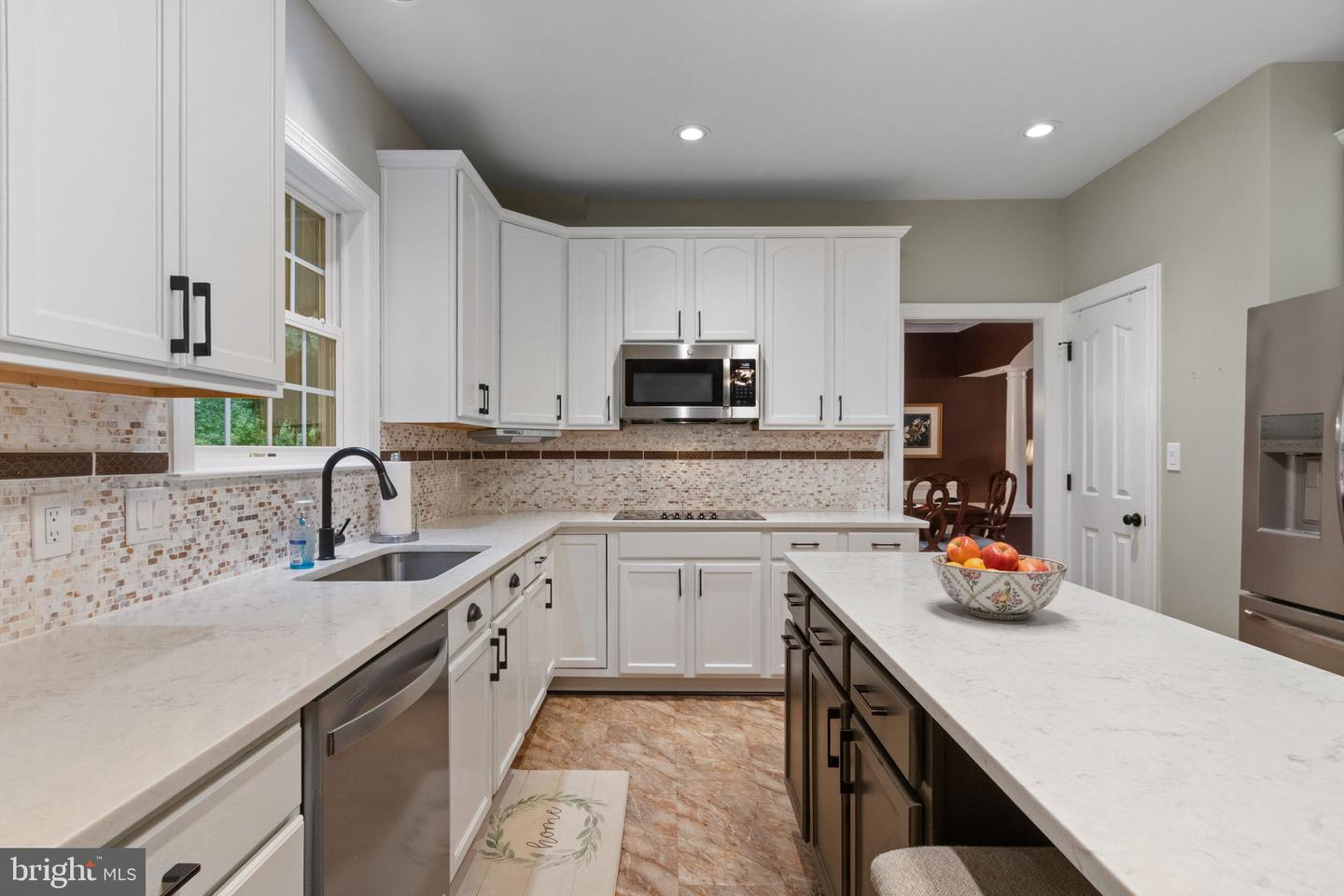 115 TOWN AND COUNTRY DR, FREDERICKSBURG, Virginia 22405, 5 Bedrooms Bedrooms, 8 Rooms Rooms,3 BathroomsBathrooms,Residential,For sale,115 TOWN AND COUNTRY DR,VAST2041378 MLS # VAST2041378
