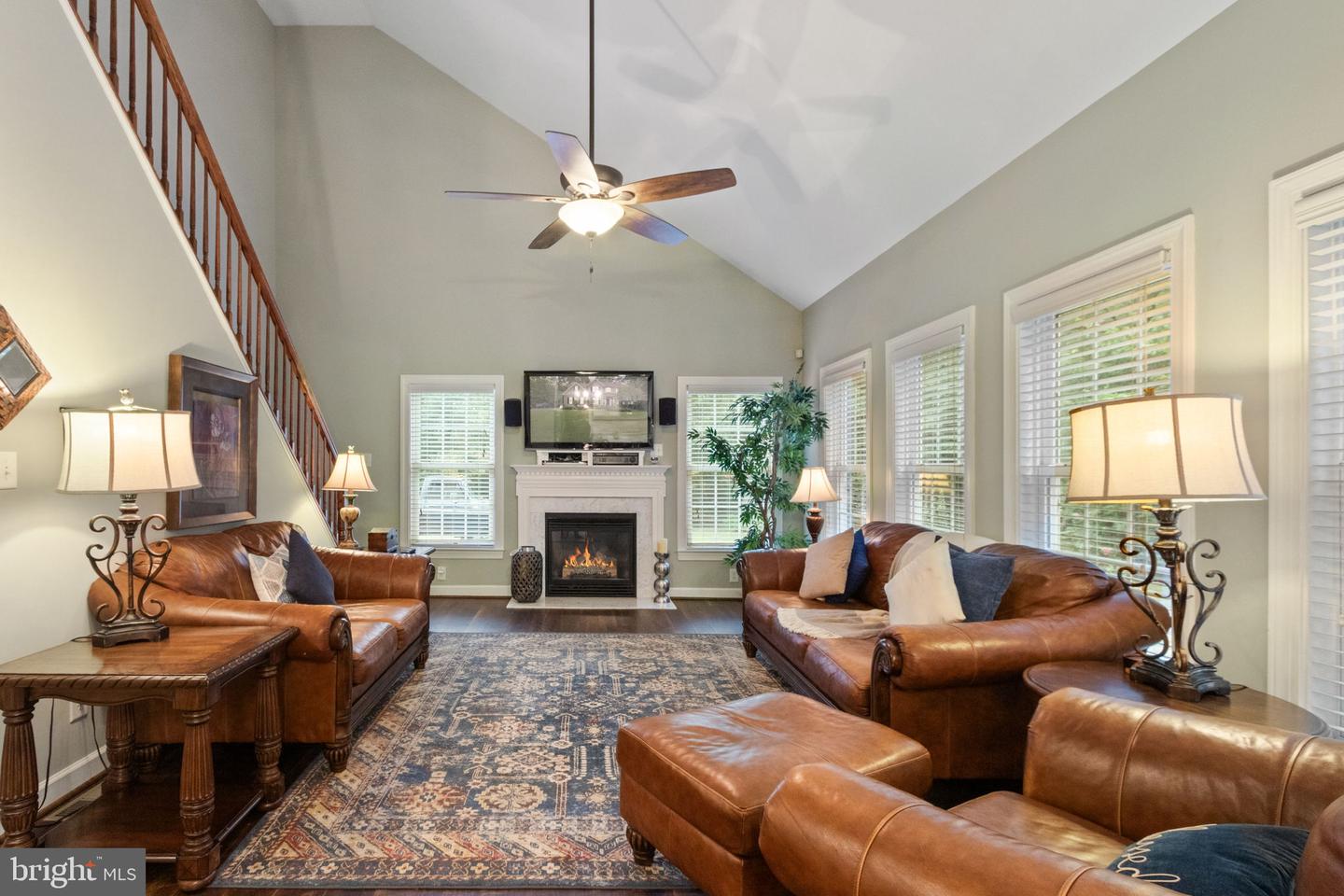115 TOWN AND COUNTRY DR, FREDERICKSBURG, Virginia 22405, 5 Bedrooms Bedrooms, 8 Rooms Rooms,3 BathroomsBathrooms,Residential,For sale,115 TOWN AND COUNTRY DR,VAST2041378 MLS # VAST2041378