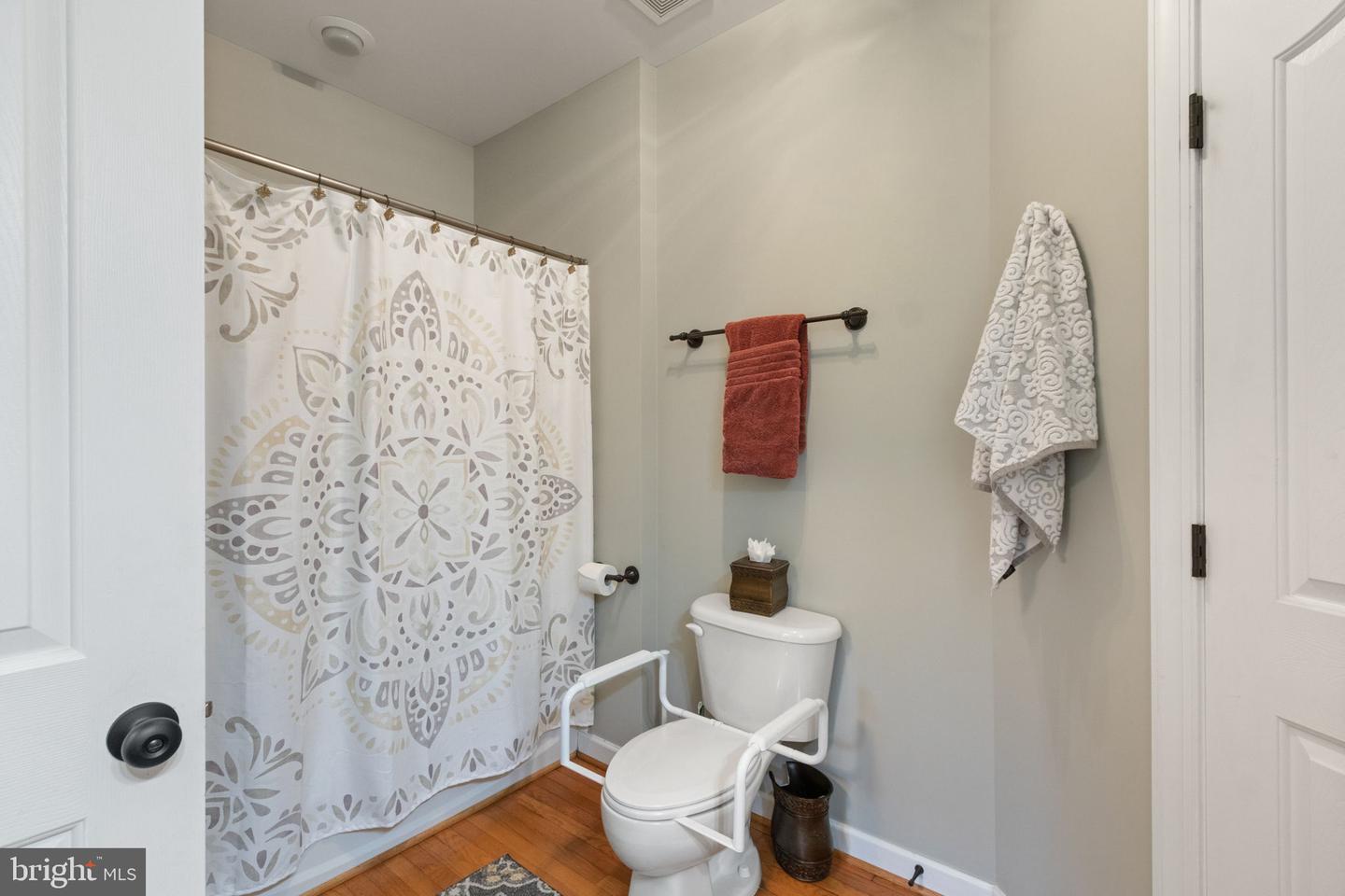 115 TOWN AND COUNTRY DR, FREDERICKSBURG, Virginia 22405, 5 Bedrooms Bedrooms, 8 Rooms Rooms,3 BathroomsBathrooms,Residential,For sale,115 TOWN AND COUNTRY DR,VAST2041378 MLS # VAST2041378