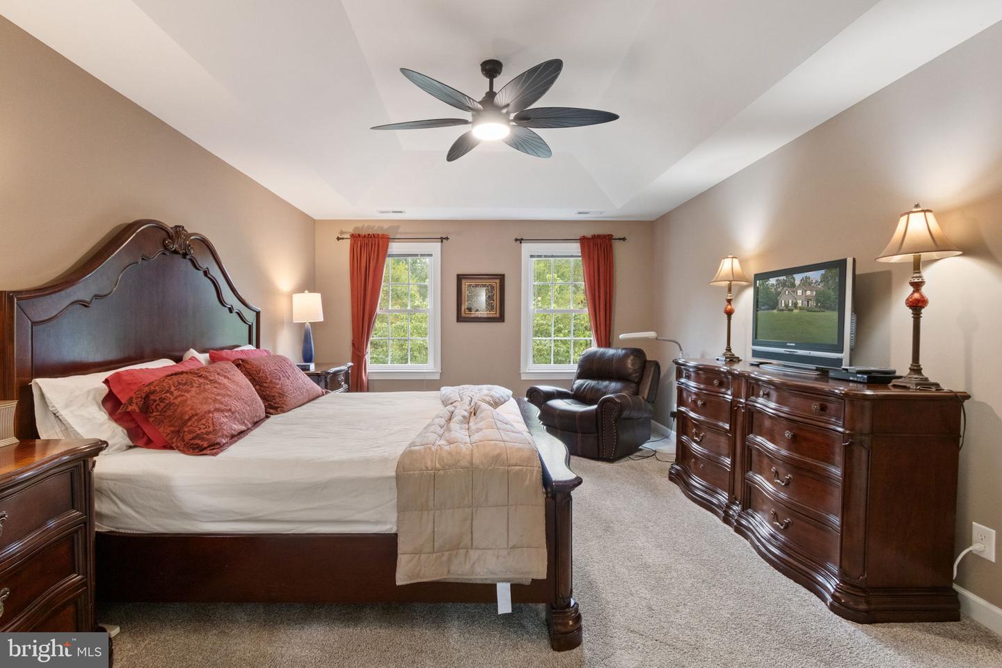 115 TOWN AND COUNTRY DR, FREDERICKSBURG, Virginia 22405, 5 Bedrooms Bedrooms, 8 Rooms Rooms,3 BathroomsBathrooms,Residential,For sale,115 TOWN AND COUNTRY DR,VAST2041378 MLS # VAST2041378