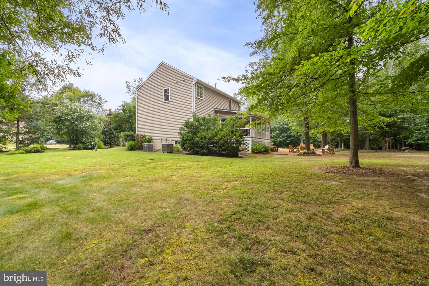 115 TOWN AND COUNTRY DR, FREDERICKSBURG, Virginia 22405, 5 Bedrooms Bedrooms, 8 Rooms Rooms,3 BathroomsBathrooms,Residential,For sale,115 TOWN AND COUNTRY DR,VAST2041378 MLS # VAST2041378