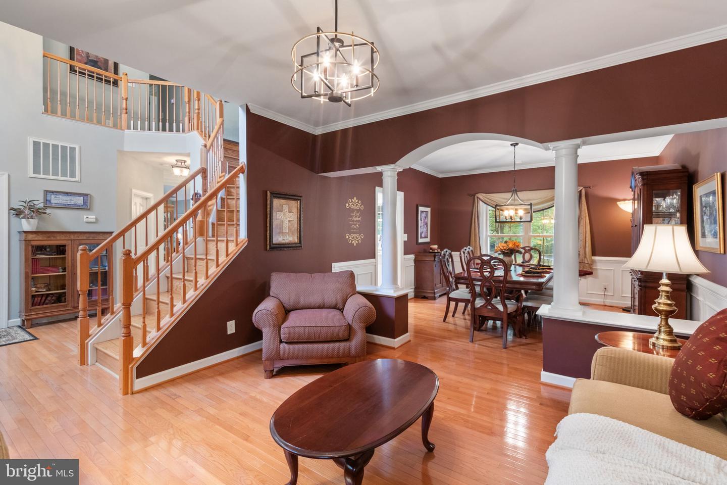 115 TOWN AND COUNTRY DR, FREDERICKSBURG, Virginia 22405, 5 Bedrooms Bedrooms, 8 Rooms Rooms,3 BathroomsBathrooms,Residential,For sale,115 TOWN AND COUNTRY DR,VAST2041378 MLS # VAST2041378