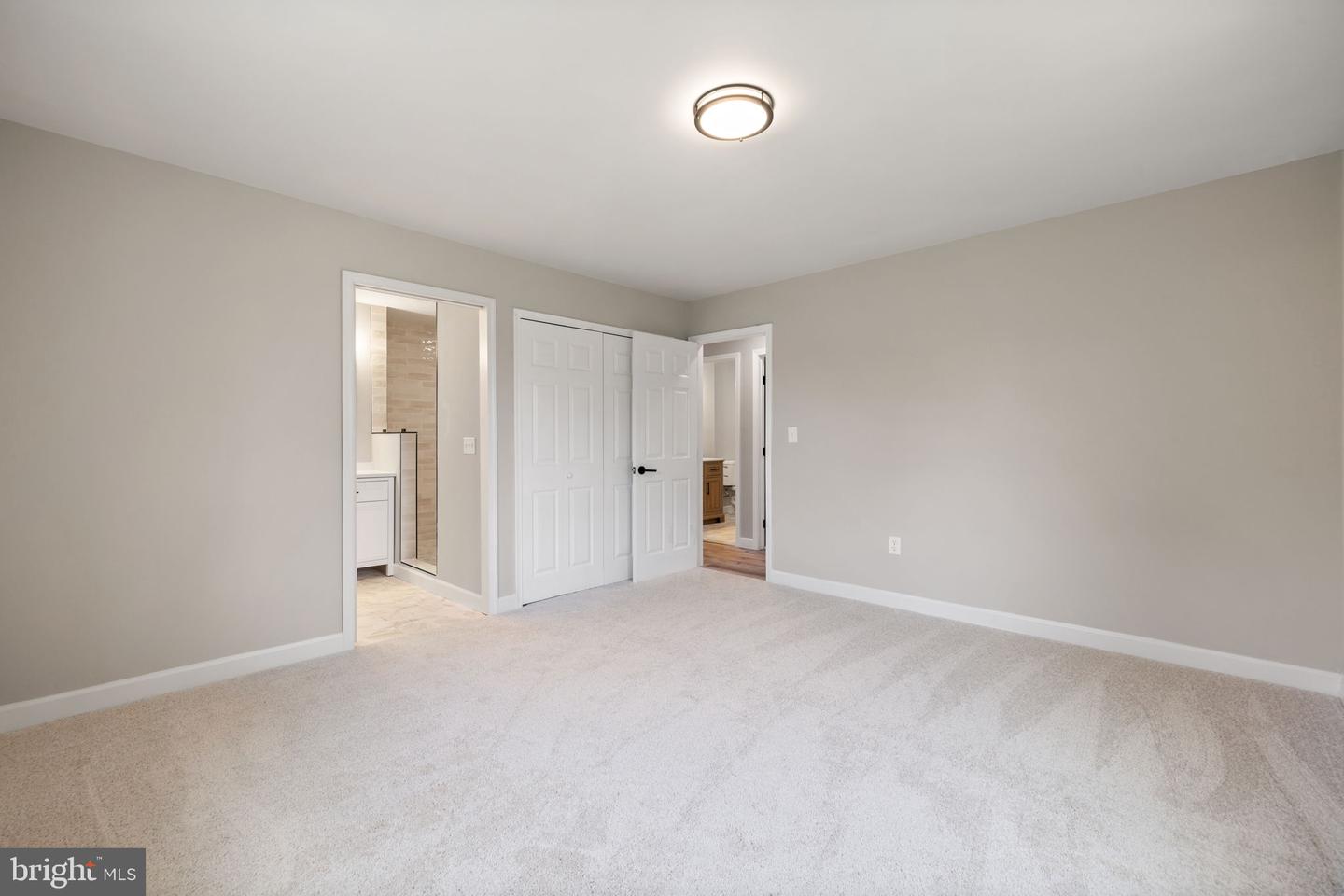 655 FOXCROFT RD, WARRENTON, Virginia 20186, 4 Bedrooms Bedrooms, 8 Rooms Rooms,2 BathroomsBathrooms,Residential,For sale,655 FOXCROFT RD,VAFQ2017764 MLS # VAFQ2017764