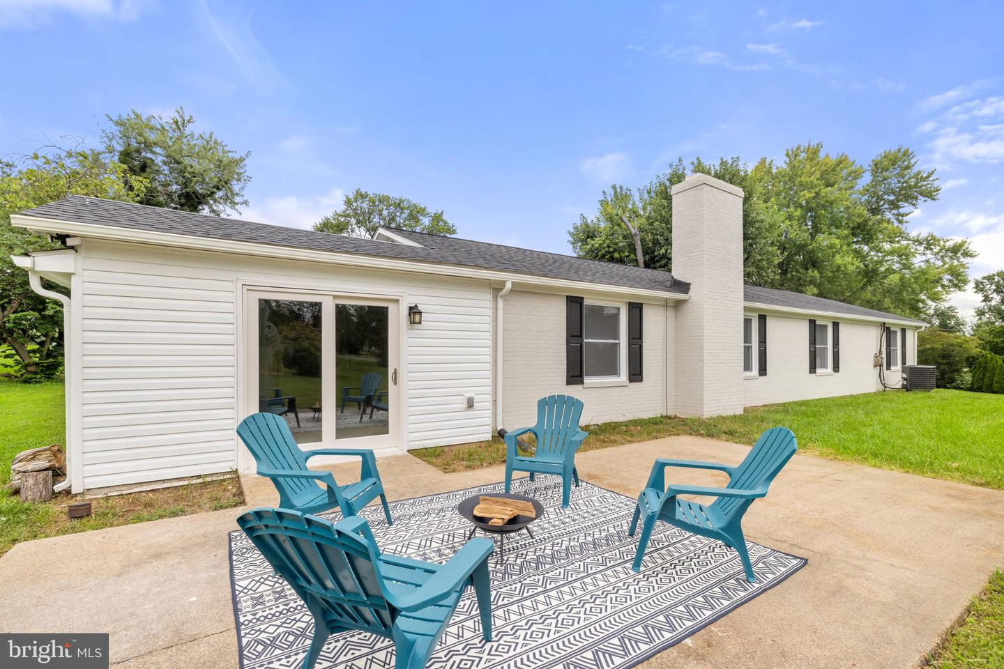 655 FOXCROFT RD, WARRENTON, Virginia 20186, 4 Bedrooms Bedrooms, 8 Rooms Rooms,2 BathroomsBathrooms,Residential,For sale,655 FOXCROFT RD,VAFQ2017764 MLS # VAFQ2017764