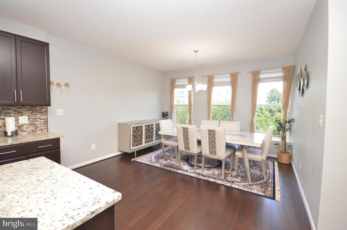 11972 MIRROR LAKE LN, BRISTOW, Virginia 20136, 3 Bedrooms Bedrooms, ,3 BathroomsBathrooms,Residential,For sale,11972 MIRROR LAKE LN,VAPW2100578 MLS # VAPW2100578