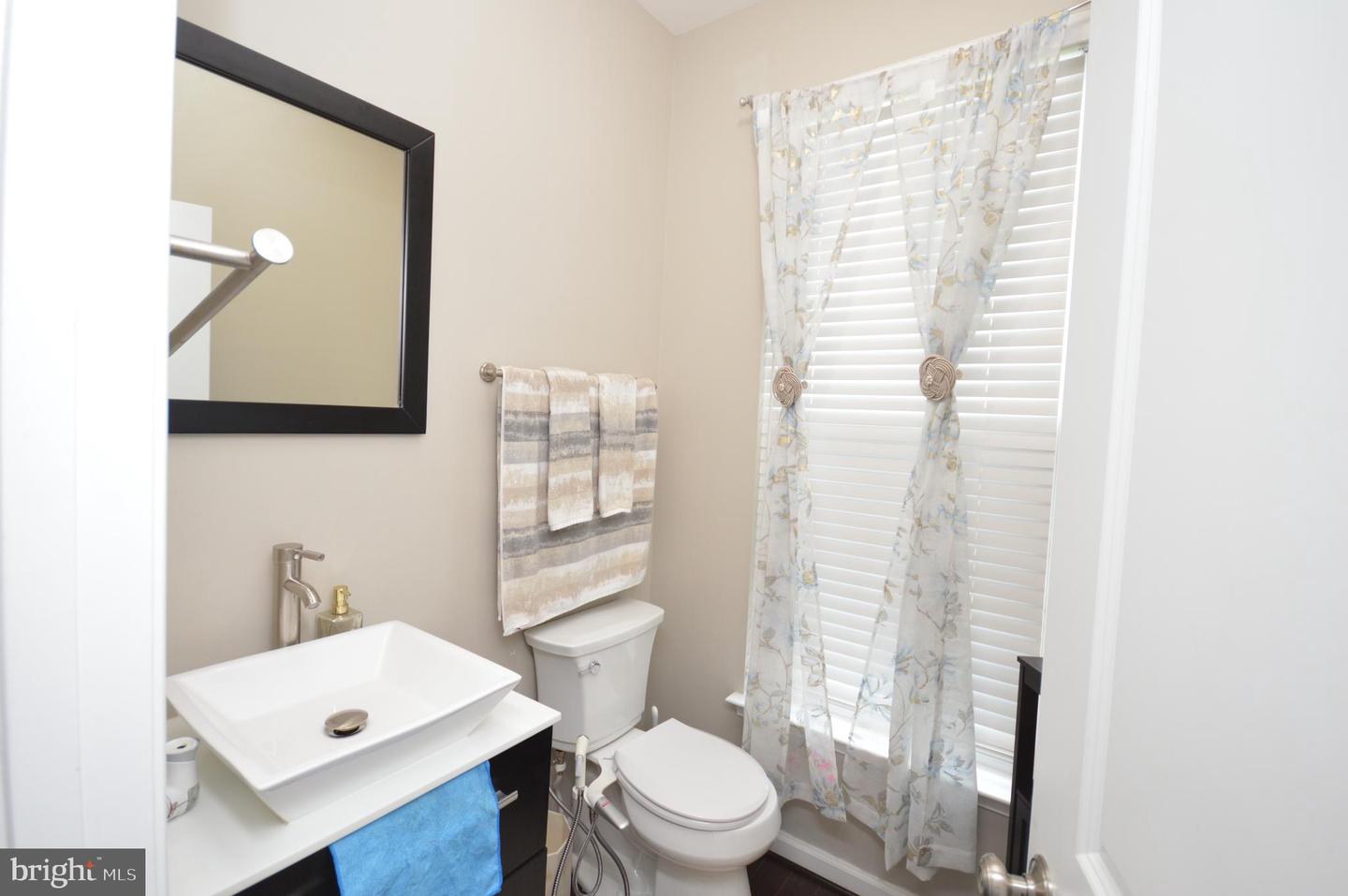 11972 MIRROR LAKE LN, BRISTOW, Virginia 20136, 3 Bedrooms Bedrooms, ,3 BathroomsBathrooms,Residential,For sale,11972 MIRROR LAKE LN,VAPW2100578 MLS # VAPW2100578