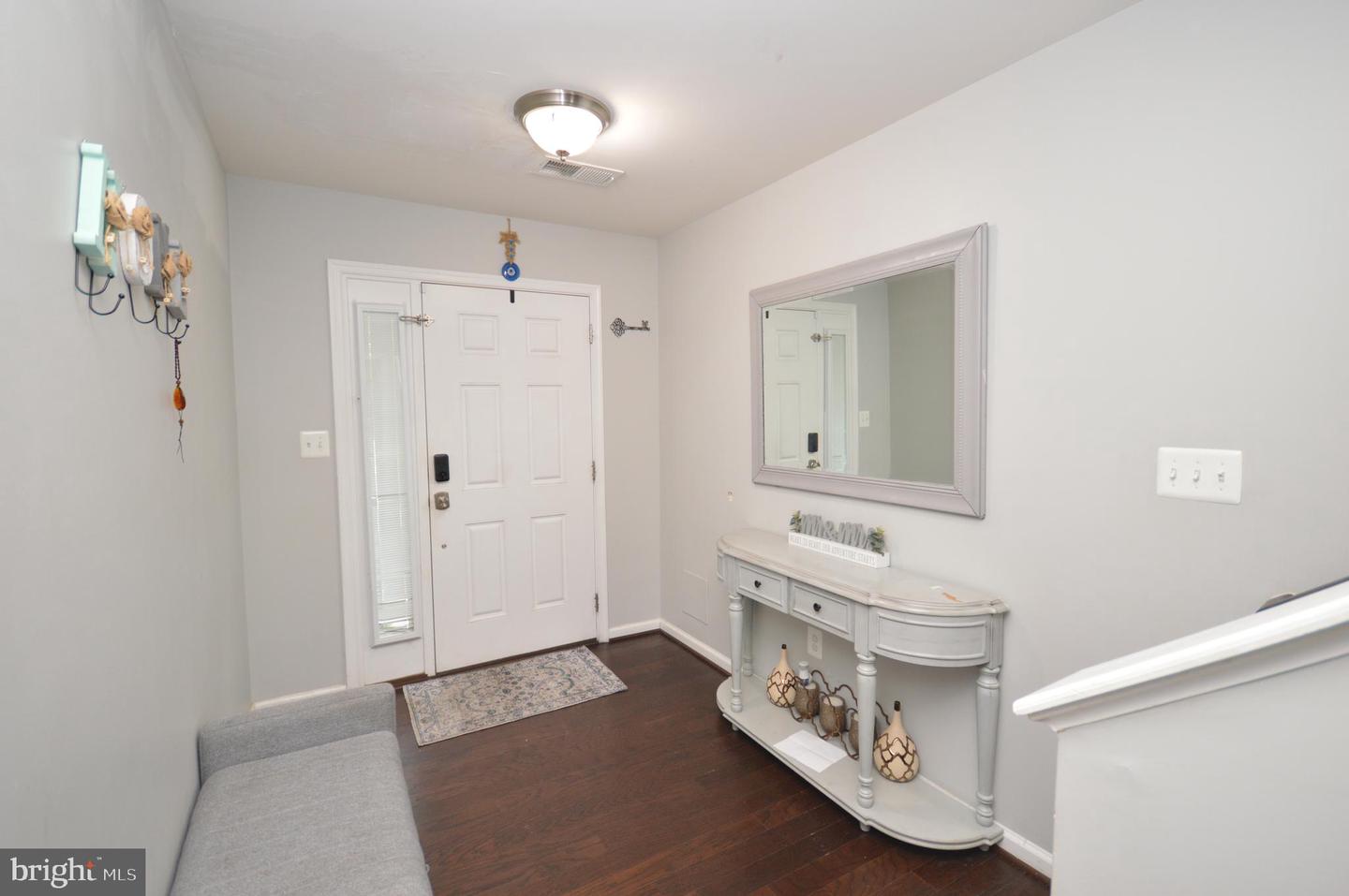 11972 MIRROR LAKE LN, BRISTOW, Virginia 20136, 3 Bedrooms Bedrooms, ,3 BathroomsBathrooms,Residential,For sale,11972 MIRROR LAKE LN,VAPW2100578 MLS # VAPW2100578