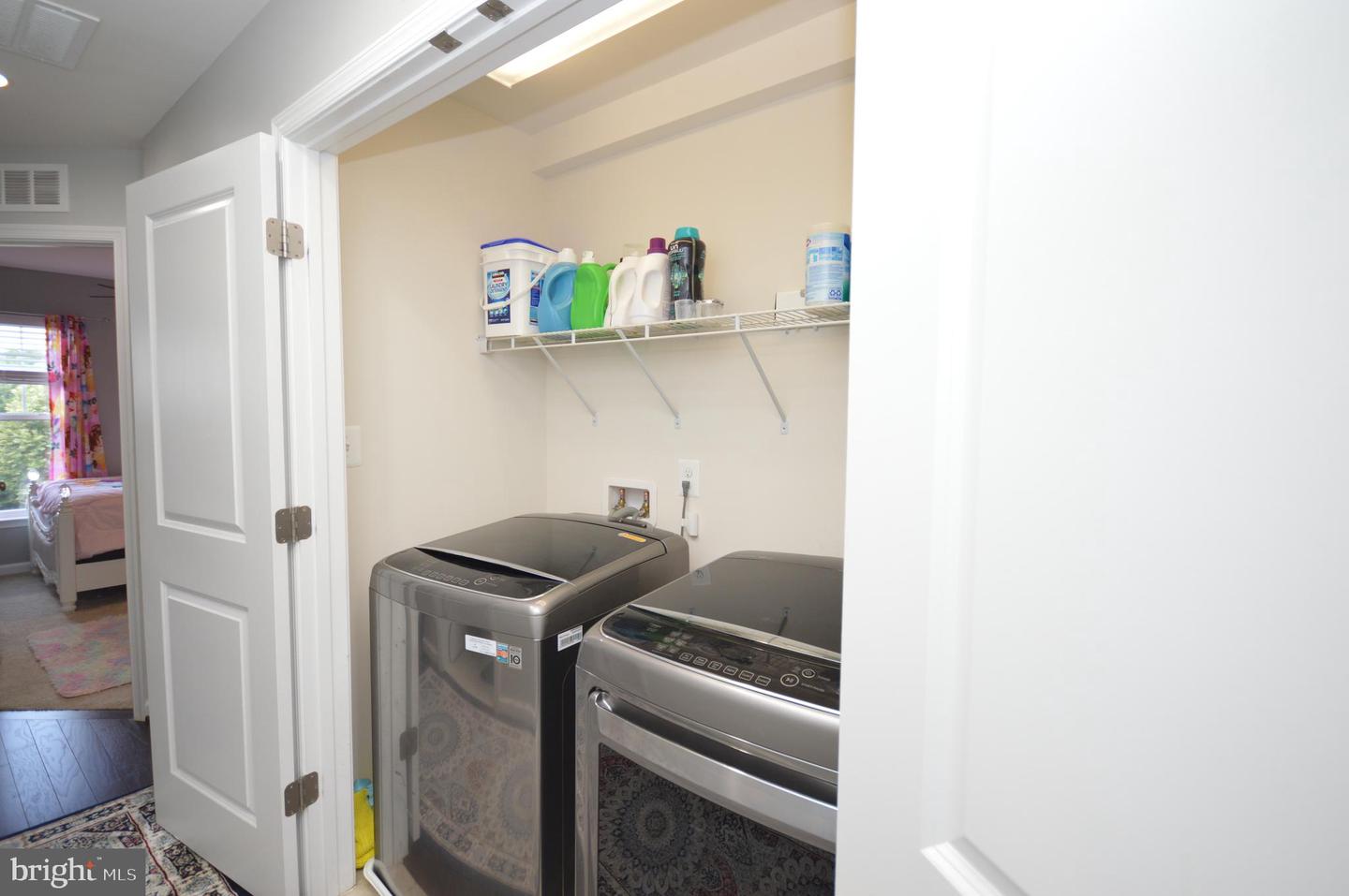 11972 MIRROR LAKE LN, BRISTOW, Virginia 20136, 3 Bedrooms Bedrooms, ,3 BathroomsBathrooms,Residential,For sale,11972 MIRROR LAKE LN,VAPW2100578 MLS # VAPW2100578