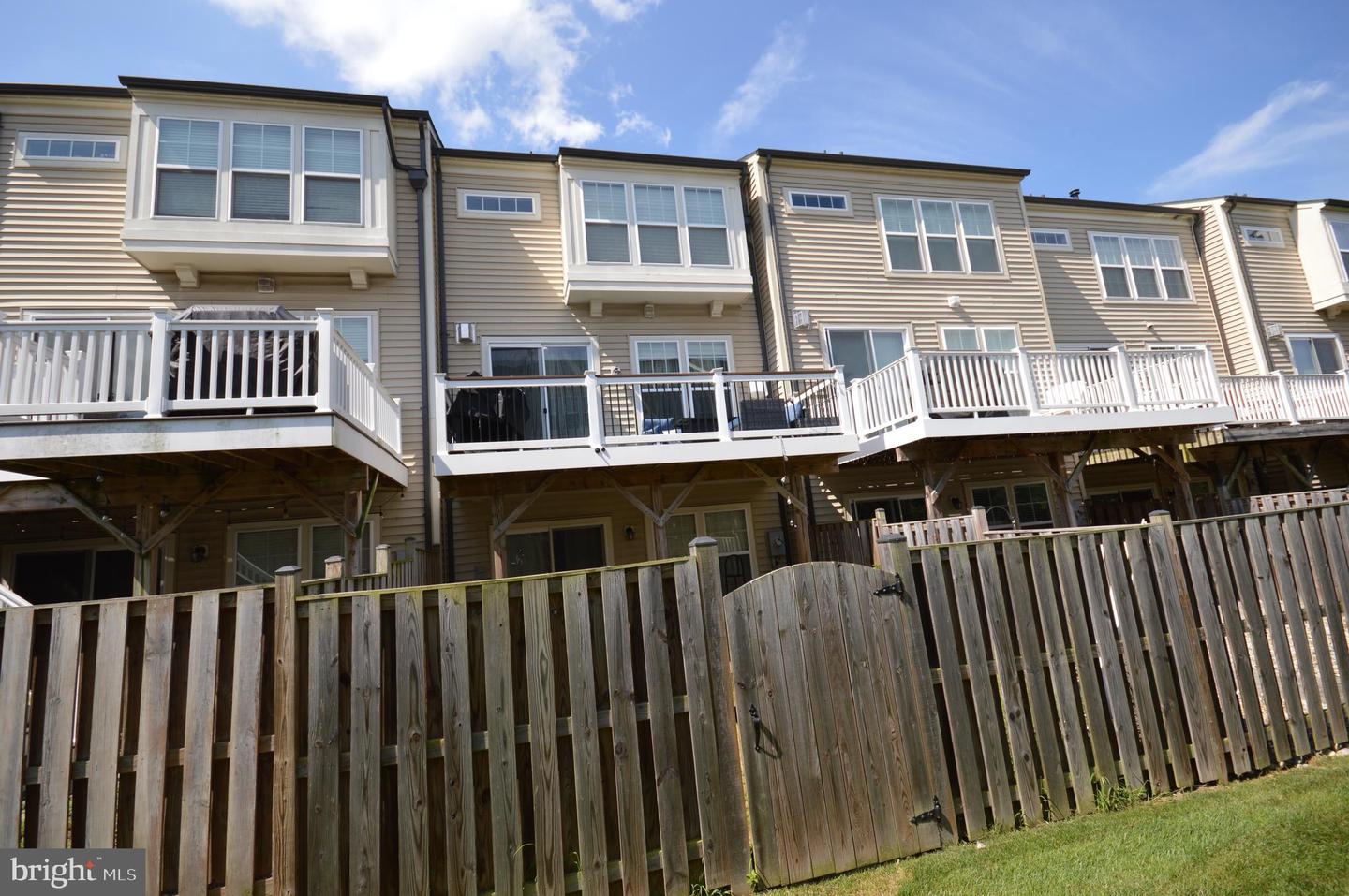 11972 MIRROR LAKE LN, BRISTOW, Virginia 20136, 3 Bedrooms Bedrooms, ,3 BathroomsBathrooms,Residential,For sale,11972 MIRROR LAKE LN,VAPW2100578 MLS # VAPW2100578