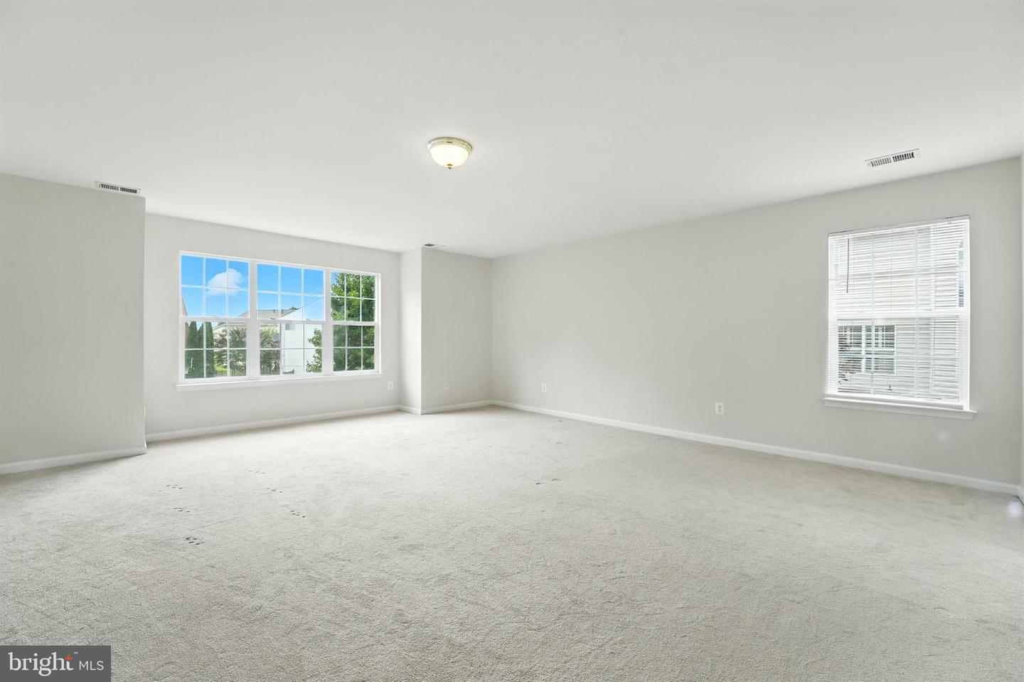 705 HOLLY LEAF, CULPEPER, Virginia 22701, 5 Bedrooms Bedrooms, ,2 BathroomsBathrooms,Residential,For sale,705 HOLLY LEAF,VACU2011194 MLS # VACU2011194