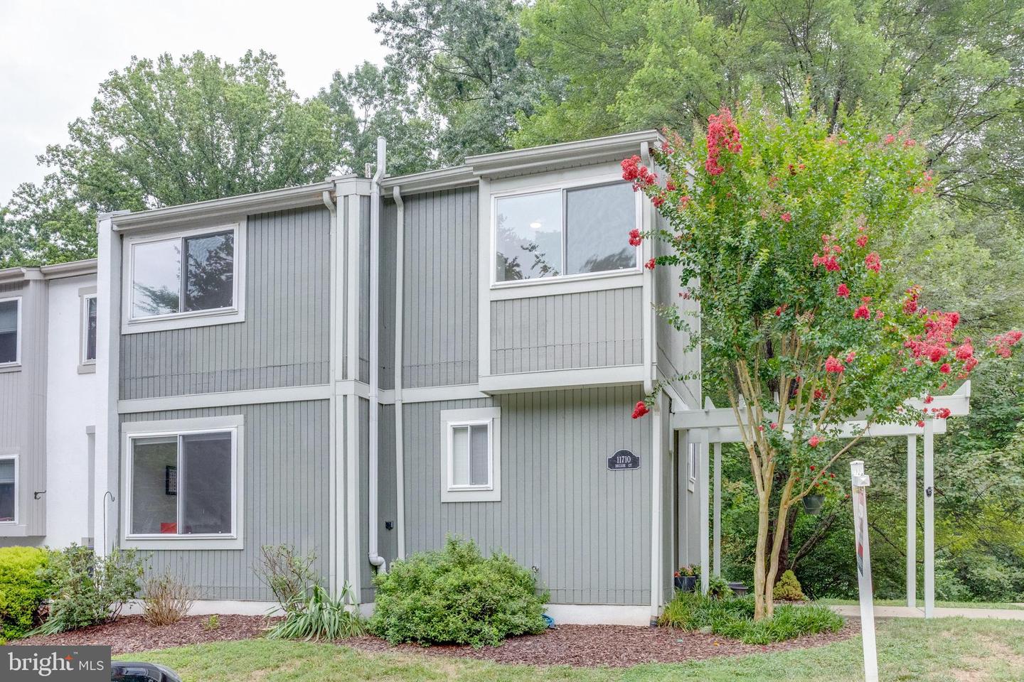 11710 DECADE CT, RESTON, Virginia 20191, 4 Bedrooms Bedrooms, ,3 BathroomsBathrooms,Residential,For sale,11710 DECADE CT,VAFX2259626 MLS # VAFX2259626