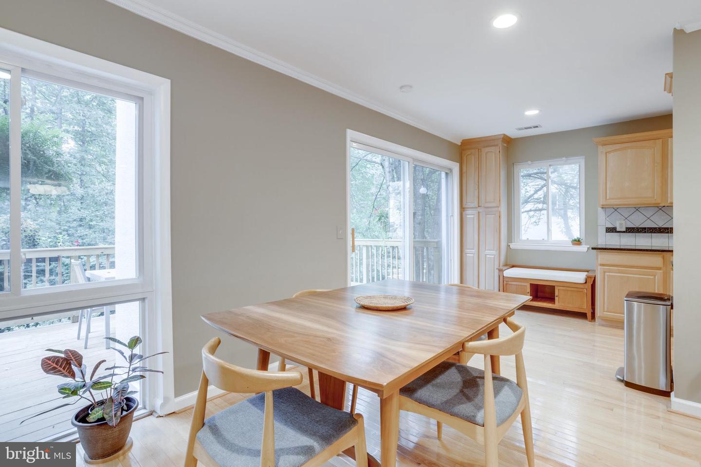 11710 DECADE CT, RESTON, Virginia 20191, 4 Bedrooms Bedrooms, ,3 BathroomsBathrooms,Residential,For sale,11710 DECADE CT,VAFX2259626 MLS # VAFX2259626