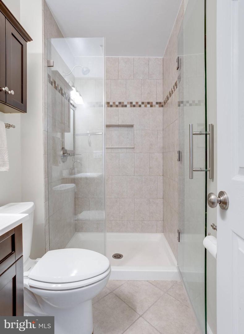11710 DECADE CT, RESTON, Virginia 20191, 4 Bedrooms Bedrooms, ,3 BathroomsBathrooms,Residential,For sale,11710 DECADE CT,VAFX2259626 MLS # VAFX2259626