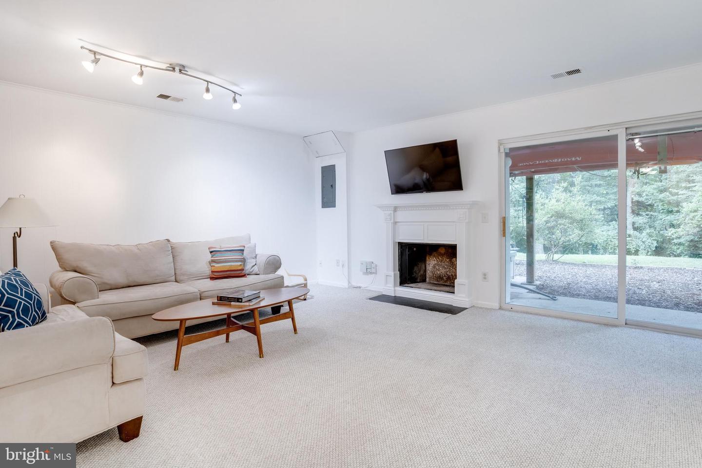 11710 DECADE CT, RESTON, Virginia 20191, 4 Bedrooms Bedrooms, ,3 BathroomsBathrooms,Residential,For sale,11710 DECADE CT,VAFX2259626 MLS # VAFX2259626