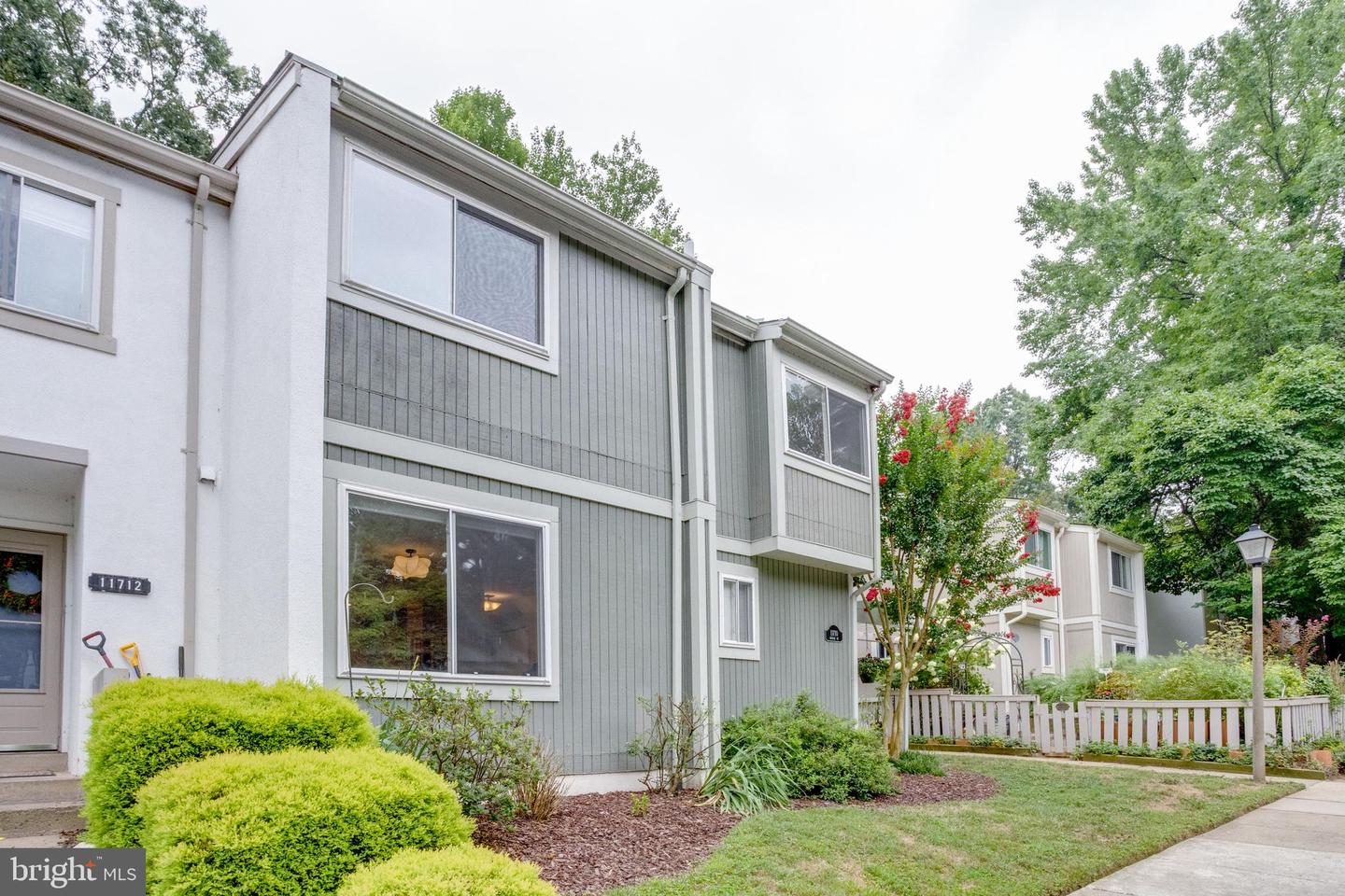 11710 DECADE CT, RESTON, Virginia 20191, 4 Bedrooms Bedrooms, ,3 BathroomsBathrooms,Residential,For sale,11710 DECADE CT,VAFX2259626 MLS # VAFX2259626