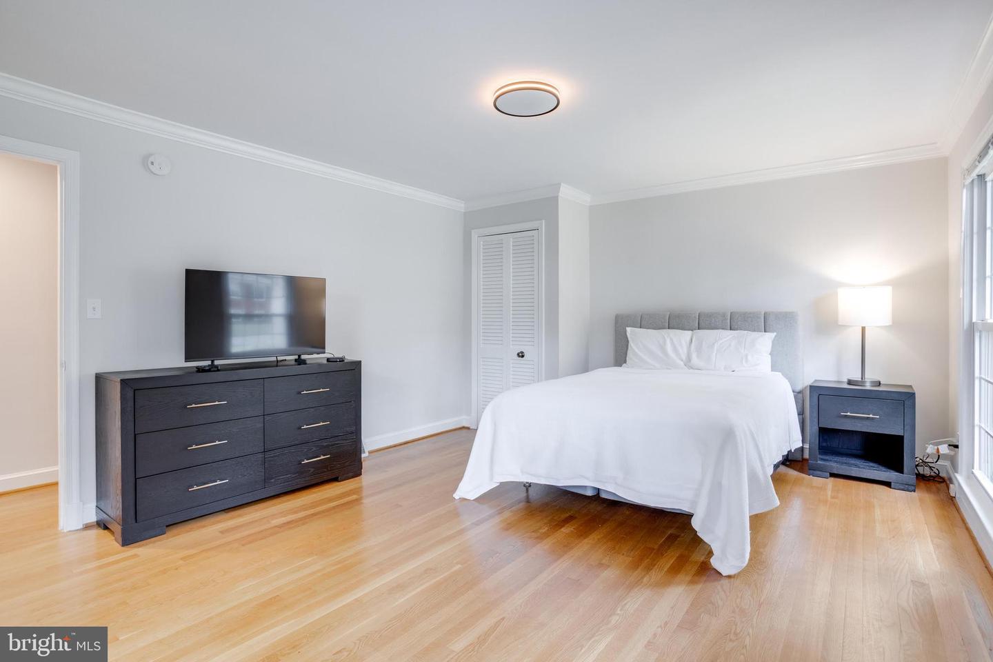 5817 DAWES AVE, ALEXANDRIA, Virginia 22311, 5 Bedrooms Bedrooms, ,3 BathroomsBathrooms,Residential,For sale,5817 DAWES AVE,VAFX2259658 MLS # VAFX2259658
