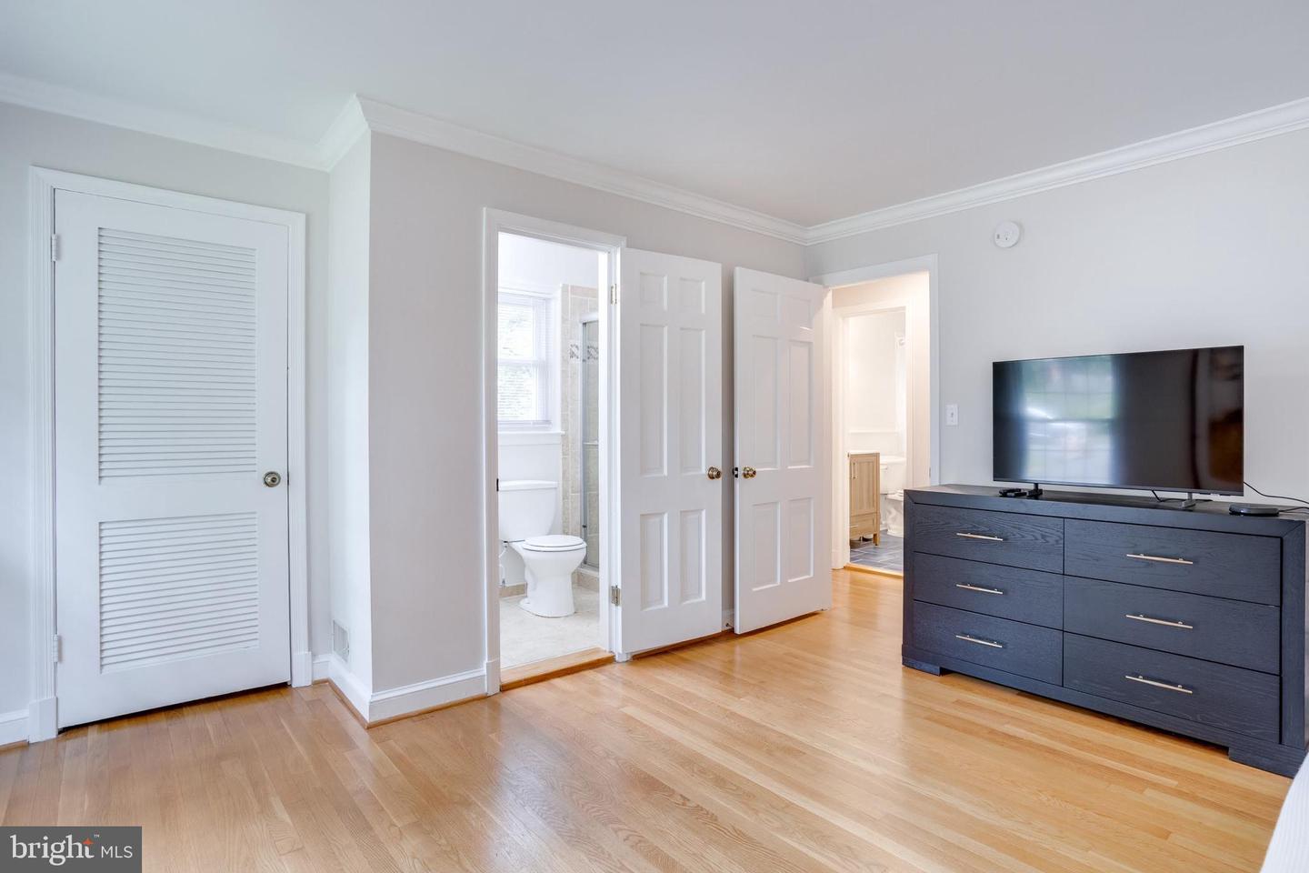 5817 DAWES AVE, ALEXANDRIA, Virginia 22311, 5 Bedrooms Bedrooms, ,3 BathroomsBathrooms,Residential,For sale,5817 DAWES AVE,VAFX2259658 MLS # VAFX2259658