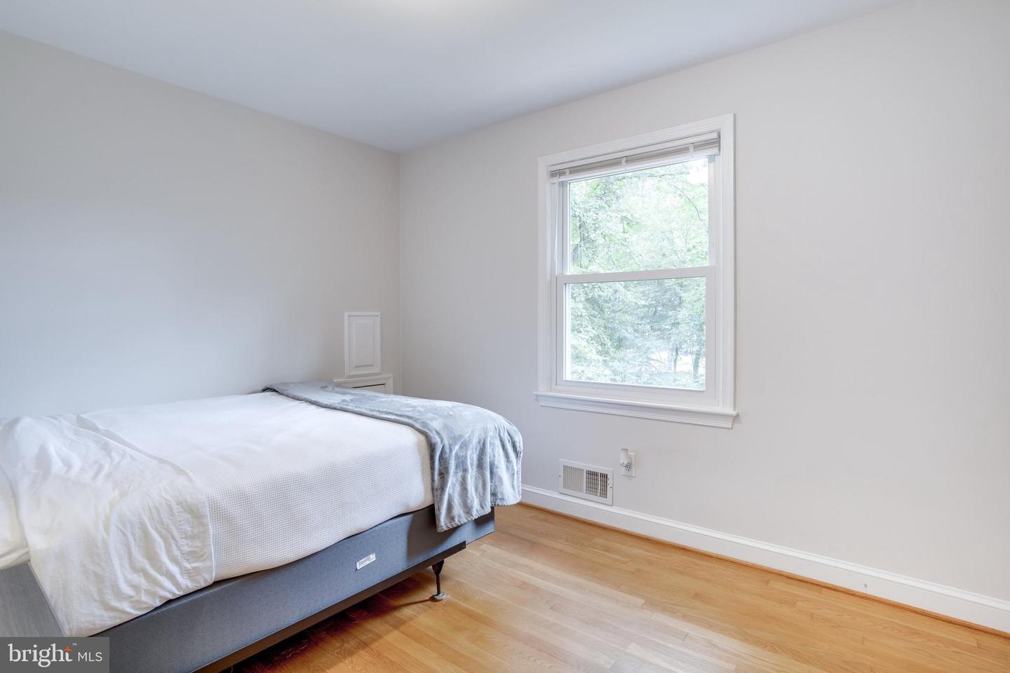 5817 DAWES AVE, ALEXANDRIA, Virginia 22311, 5 Bedrooms Bedrooms, ,3 BathroomsBathrooms,Residential,For sale,5817 DAWES AVE,VAFX2259658 MLS # VAFX2259658