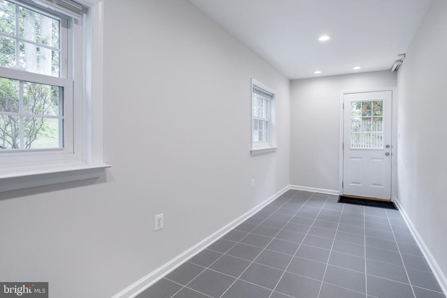 5817 DAWES AVE, ALEXANDRIA, Virginia 22311, 5 Bedrooms Bedrooms, ,3 BathroomsBathrooms,Residential,For sale,5817 DAWES AVE,VAFX2259658 MLS # VAFX2259658