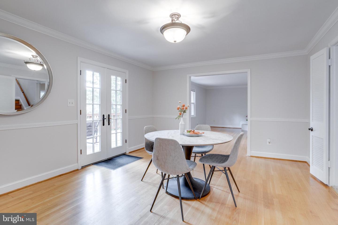 5817 DAWES AVE, ALEXANDRIA, Virginia 22311, 5 Bedrooms Bedrooms, ,3 BathroomsBathrooms,Residential,For sale,5817 DAWES AVE,VAFX2259658 MLS # VAFX2259658